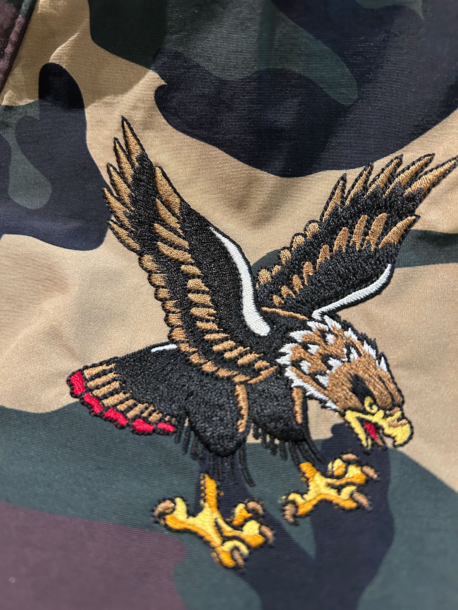 WILD THINGSコラボ - WILD THINGS CAMO EMB / ナイロンジャケット / 刺繍 カモフラージュ2025 2/12/20発売