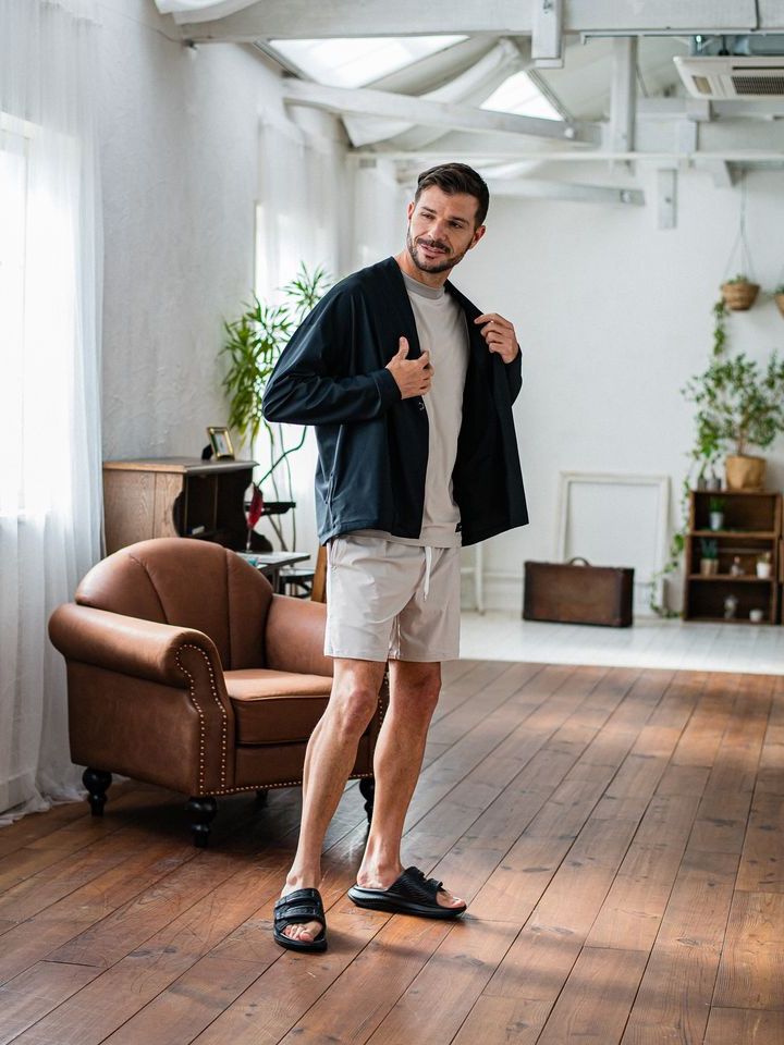 《予約品3月3日18：00締め》 TV NYLON SHORTS / ショーツ / グレージュ