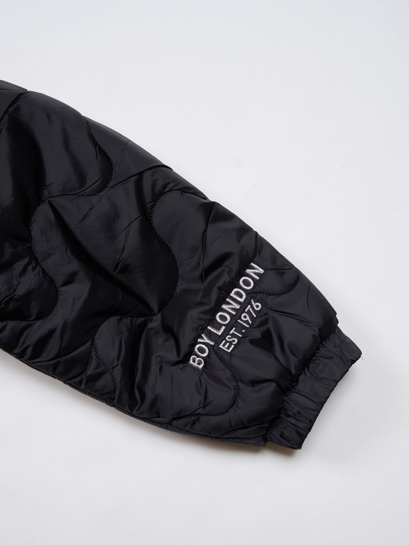 EAGLE EMBROIDERY PATCH QILT SHORT BLOUSON / ショートブルゾン / ブラック