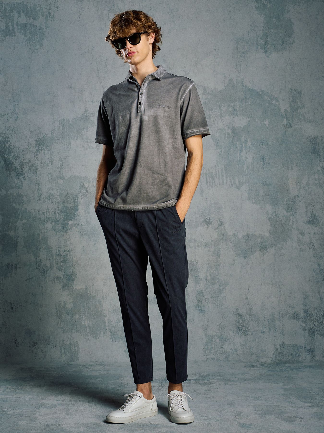 【予約品 1月25日(日) 締切】muta × wjk collection：cut-off polo S/S (printed) / カットオフ ポロ ショートスリーブ / ダークグレー