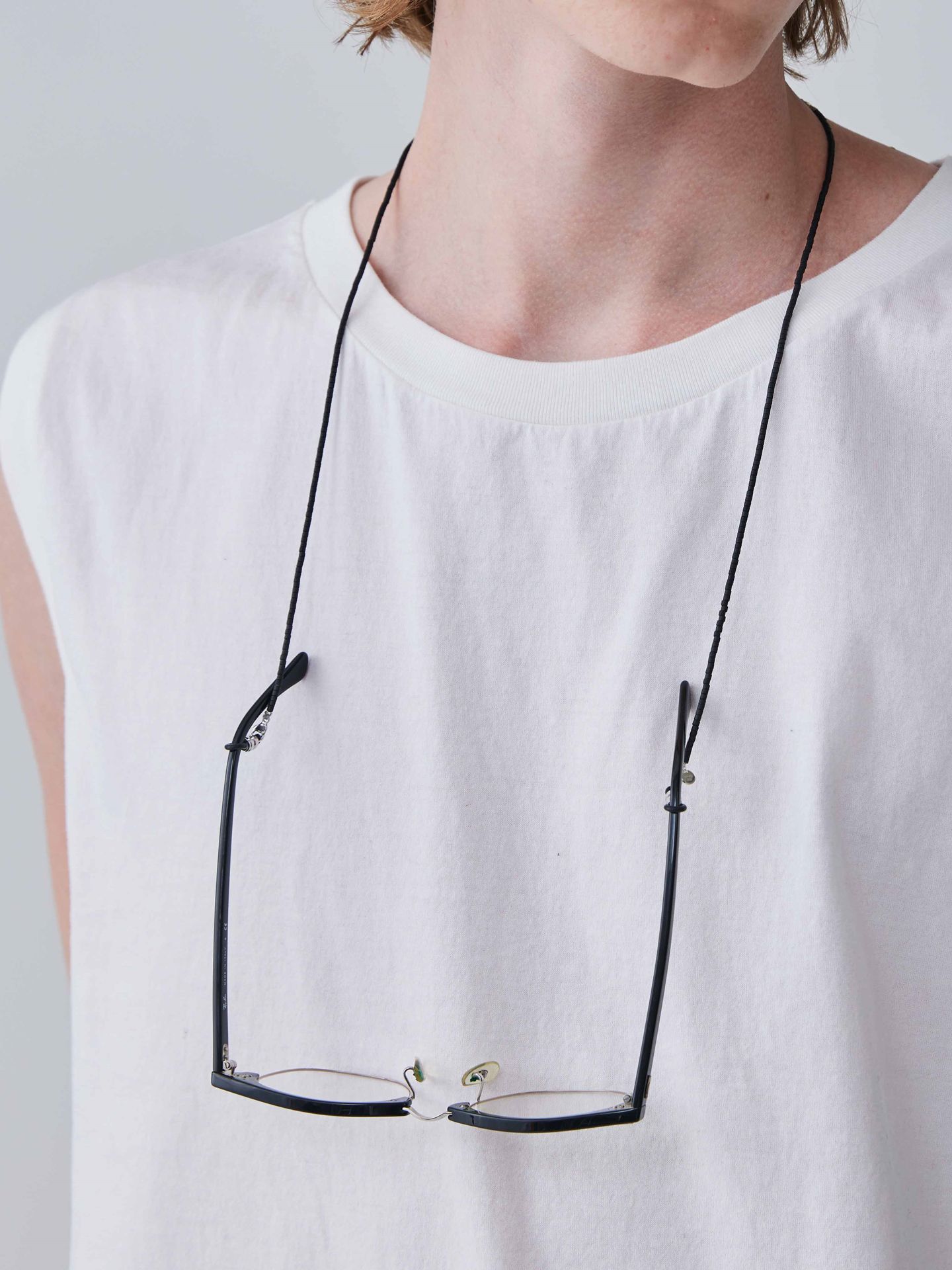 《予約品》 BEADS GLASS CORD&NECKLACE / グラスコード&ネックレス / ブラック 【Iroquois.SENTI】