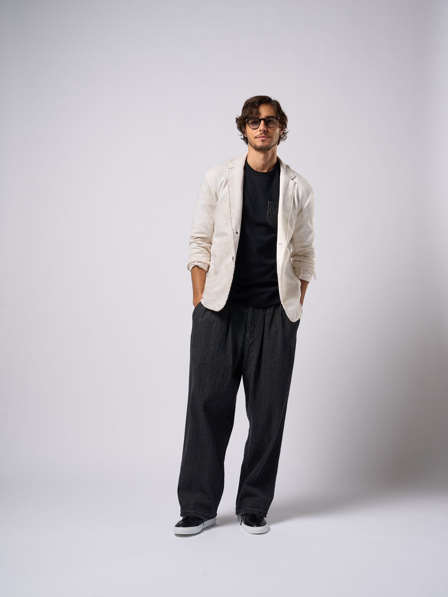 【予約品9月16日 10時締め】 2-tuck wide trousers / ワイドトラウザーズ / usedブラック