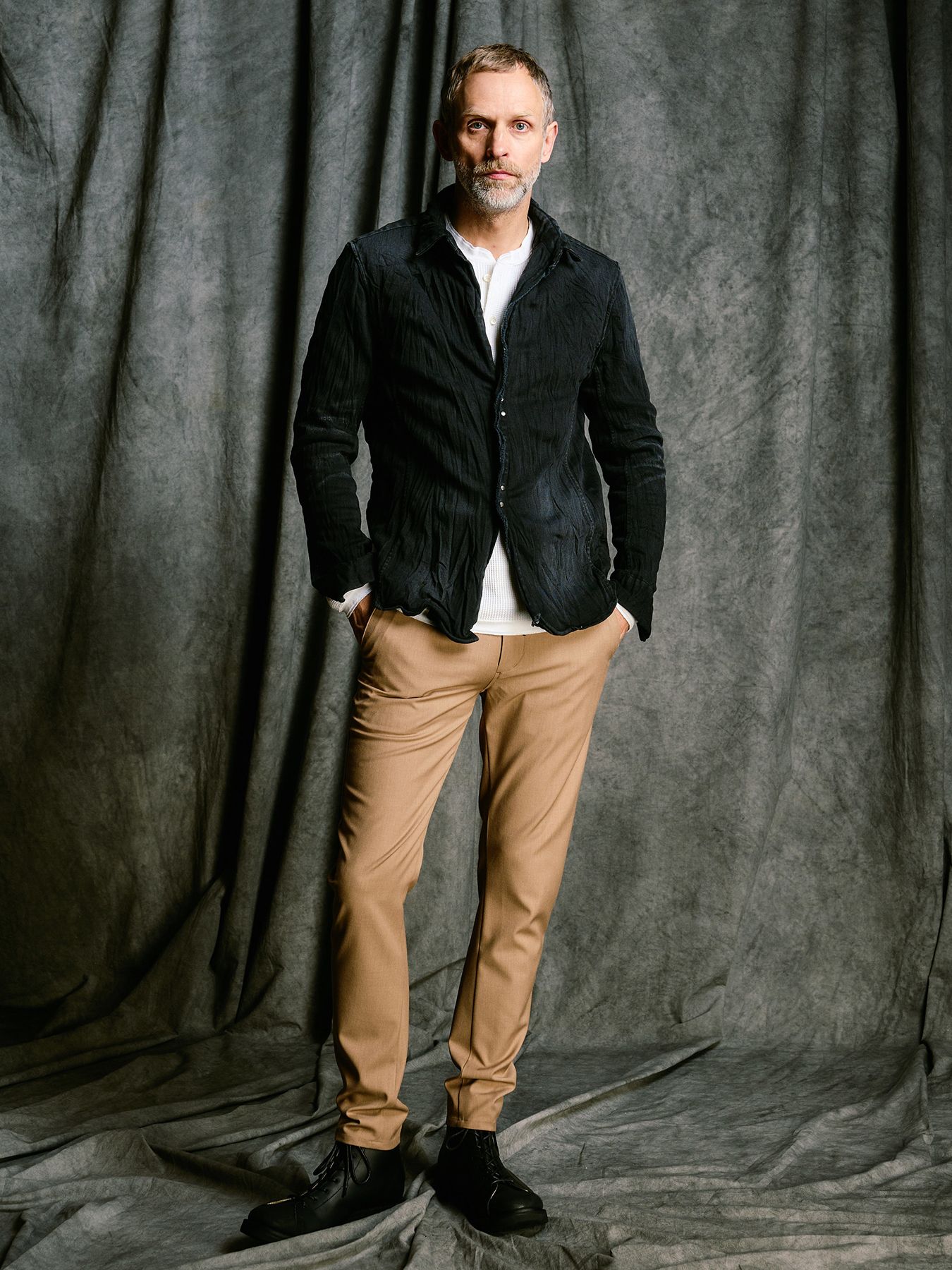 【予約品 4月19日(日) 18時締切】2-hook denim shirt / 2フック デニムシャツ / ブラックユーズド