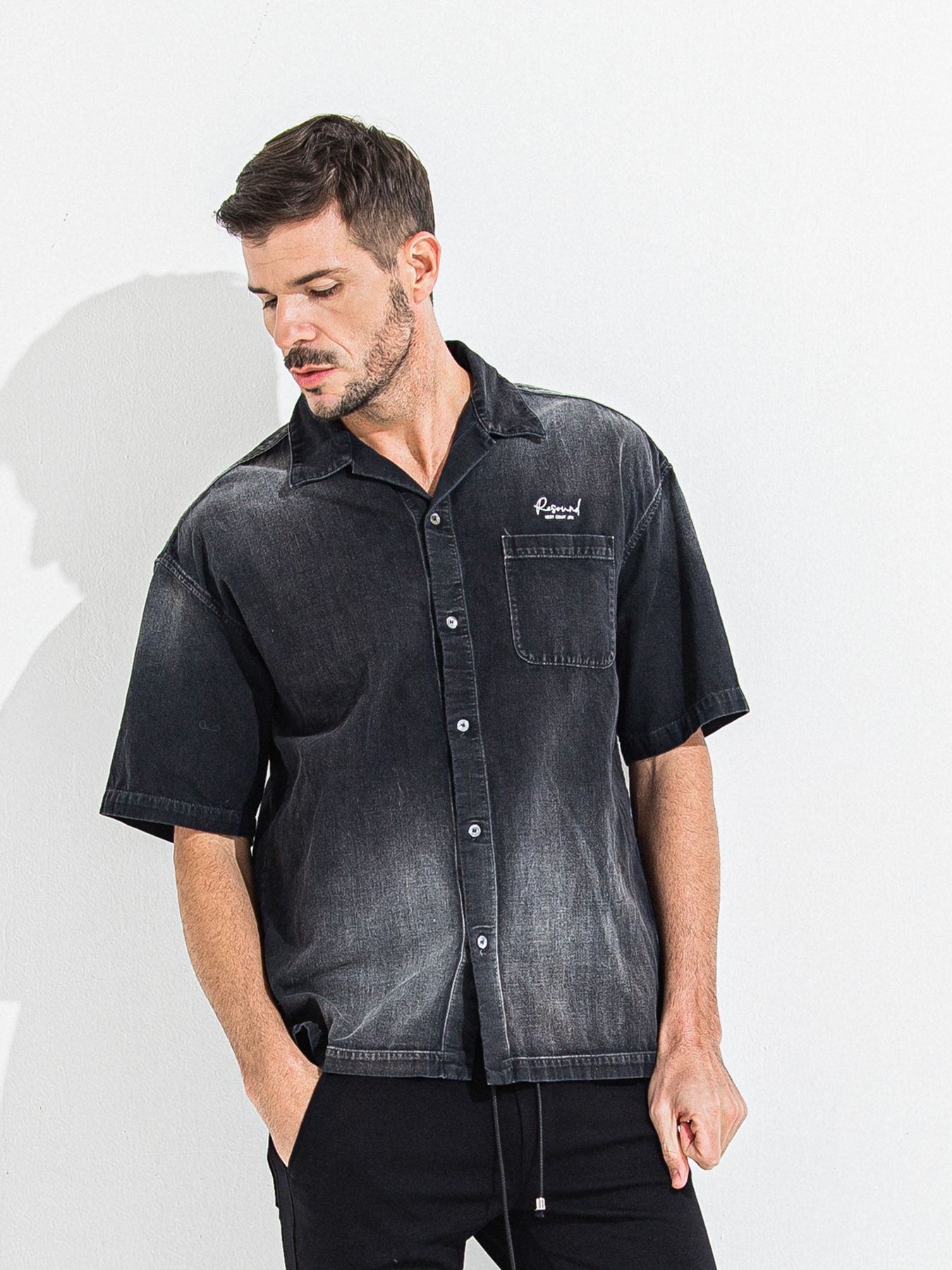 【予約品 】ZACK HALF DENIM SHIRT / ザックハーフスリーブデニムシャツ / ブラックプリント