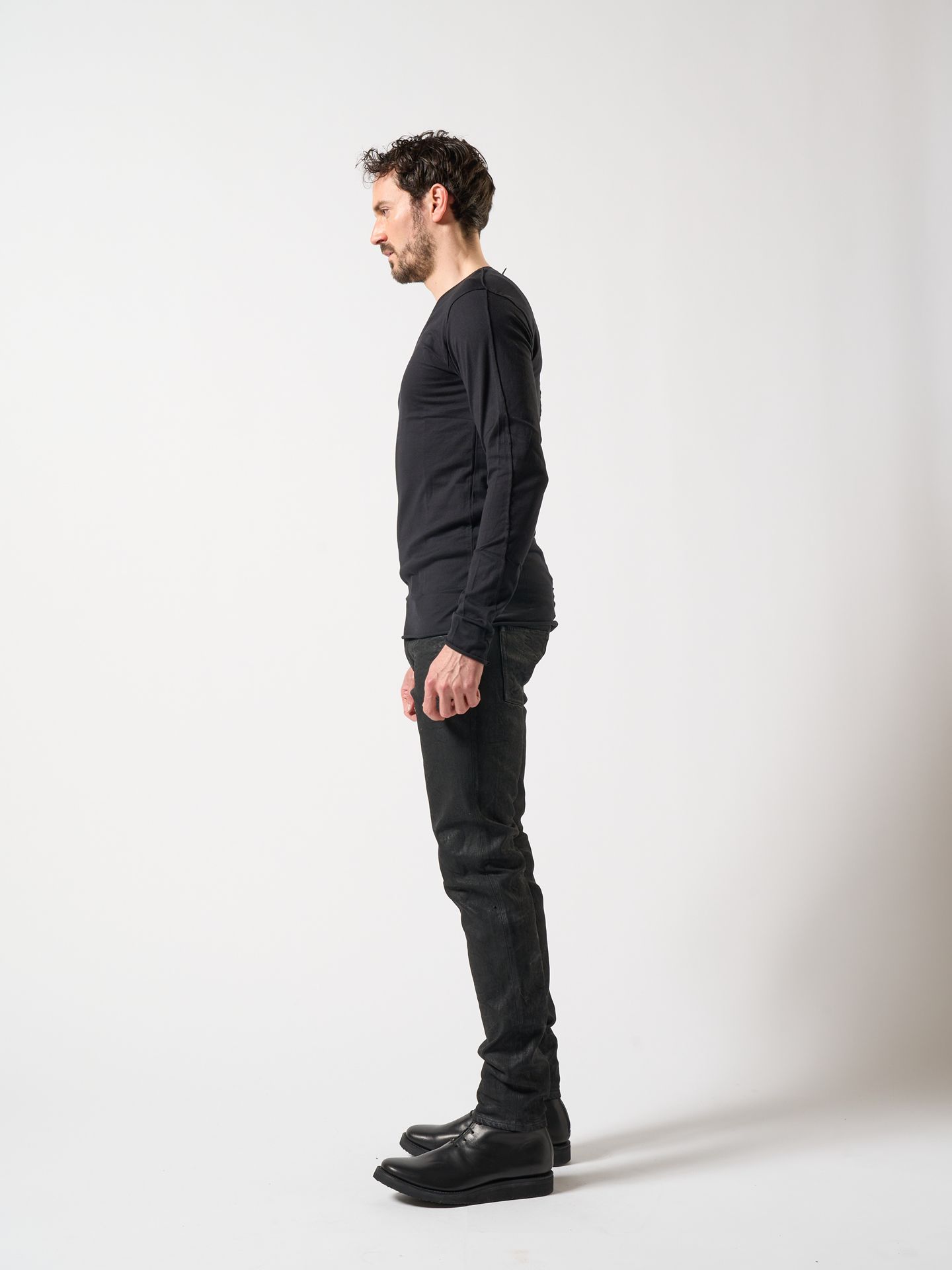 【予約品】 tight straight selvedge denim(oild) / デニム / コーティングブラック