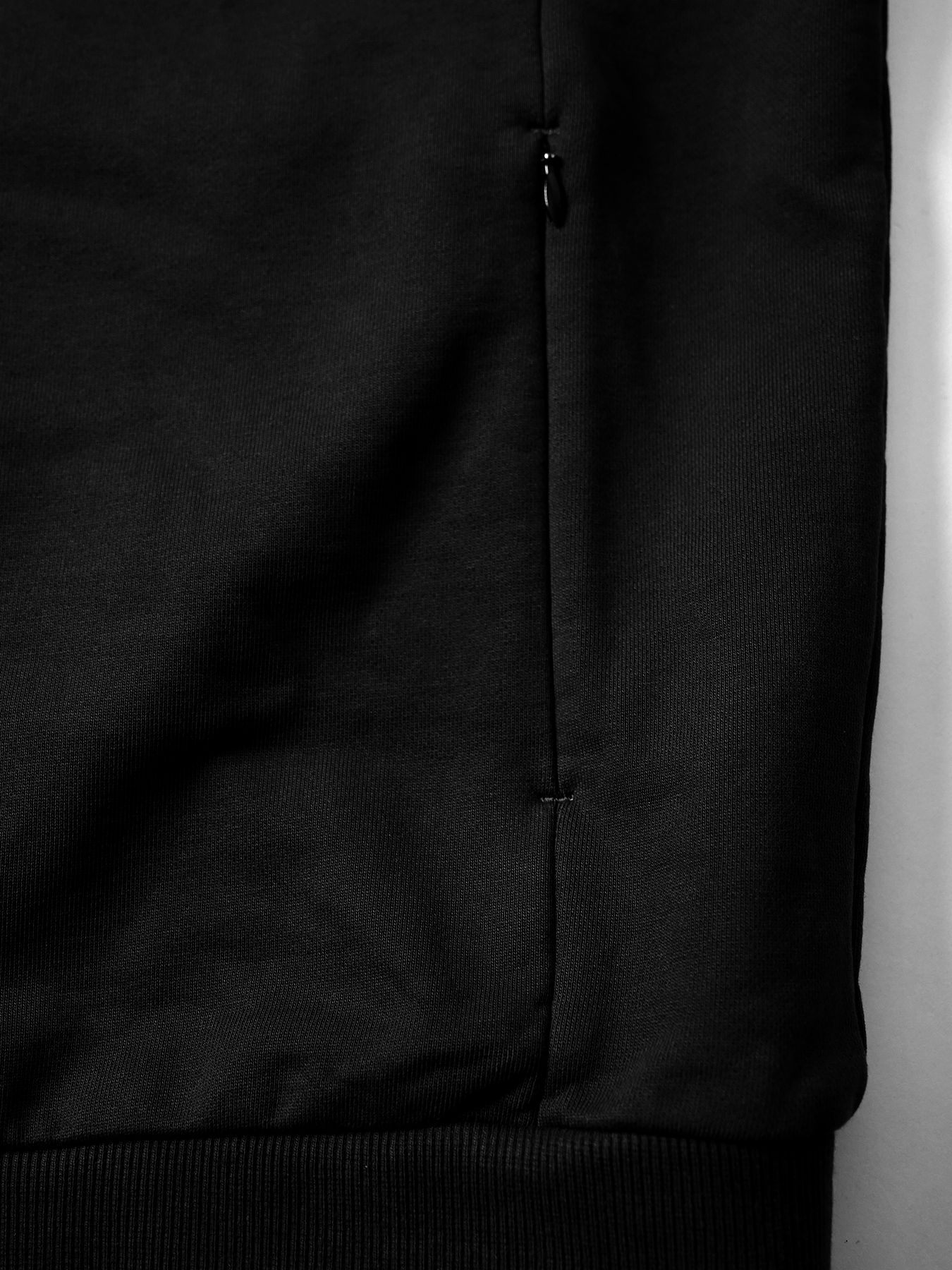 【予約品】MOLD-SWEATPARKA / スウェットジップパーカー / ブラック