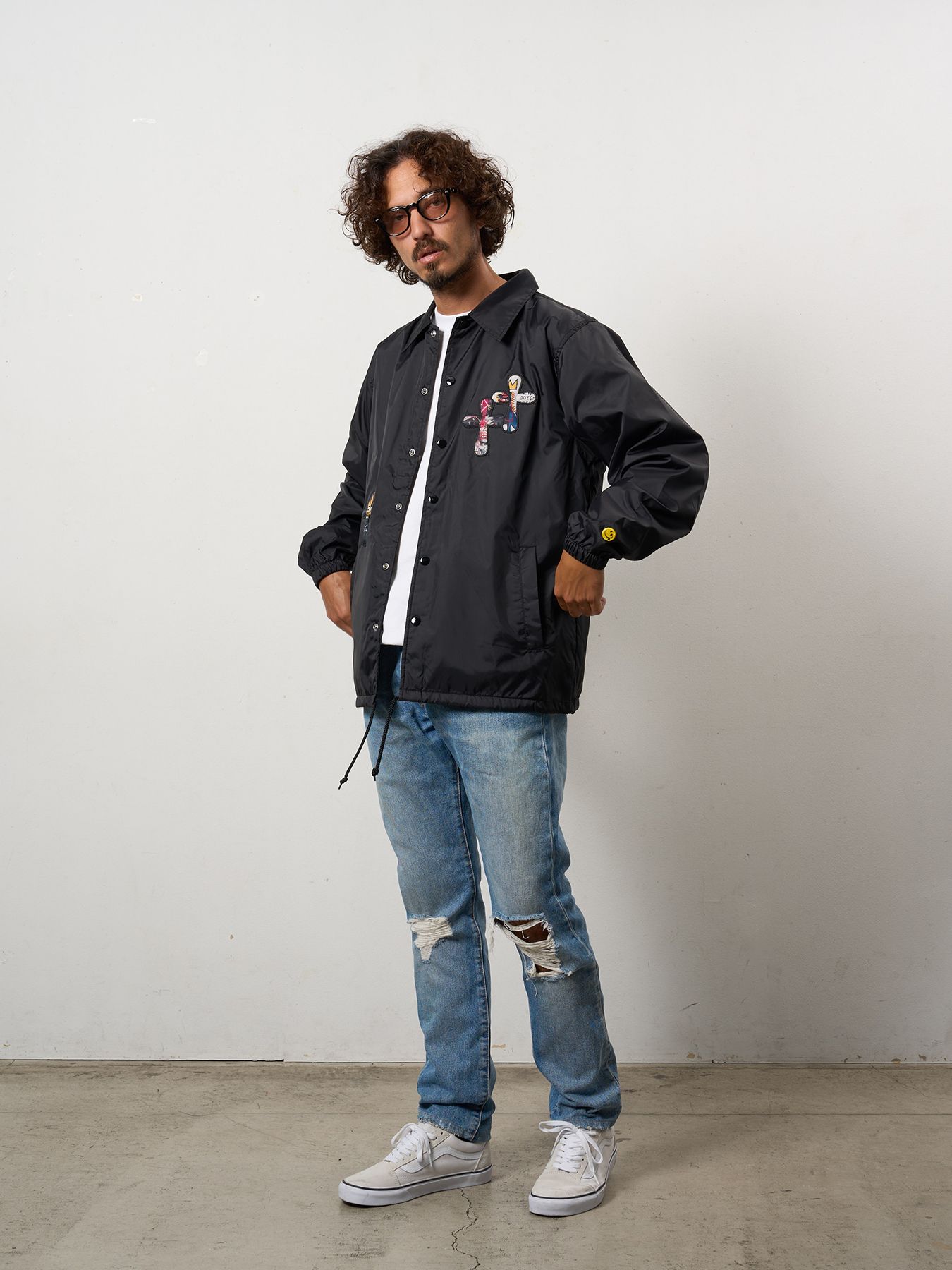 【予約品 10月16日(木) 締切】STYLE STYLE ドリップスタークロスパッチ ナイロン コーチジャ オーセンティックパイル ウェービーロゴ スマイル ケット / ブラック