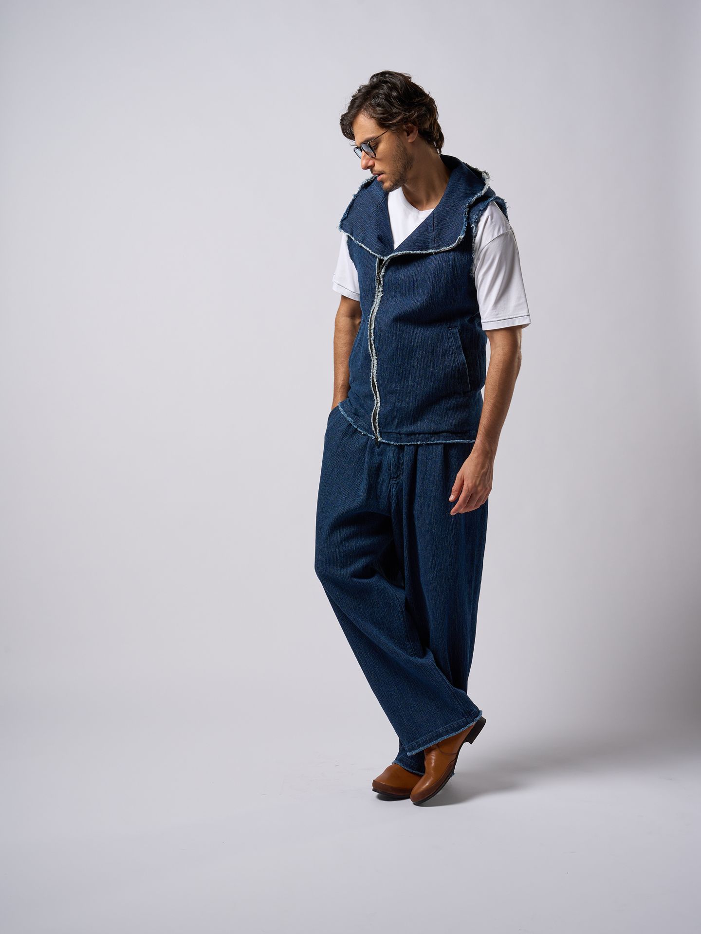 【予約品9月16日 10時締め】 2-tuck wide trousers / ワイドトラウザーズ / used