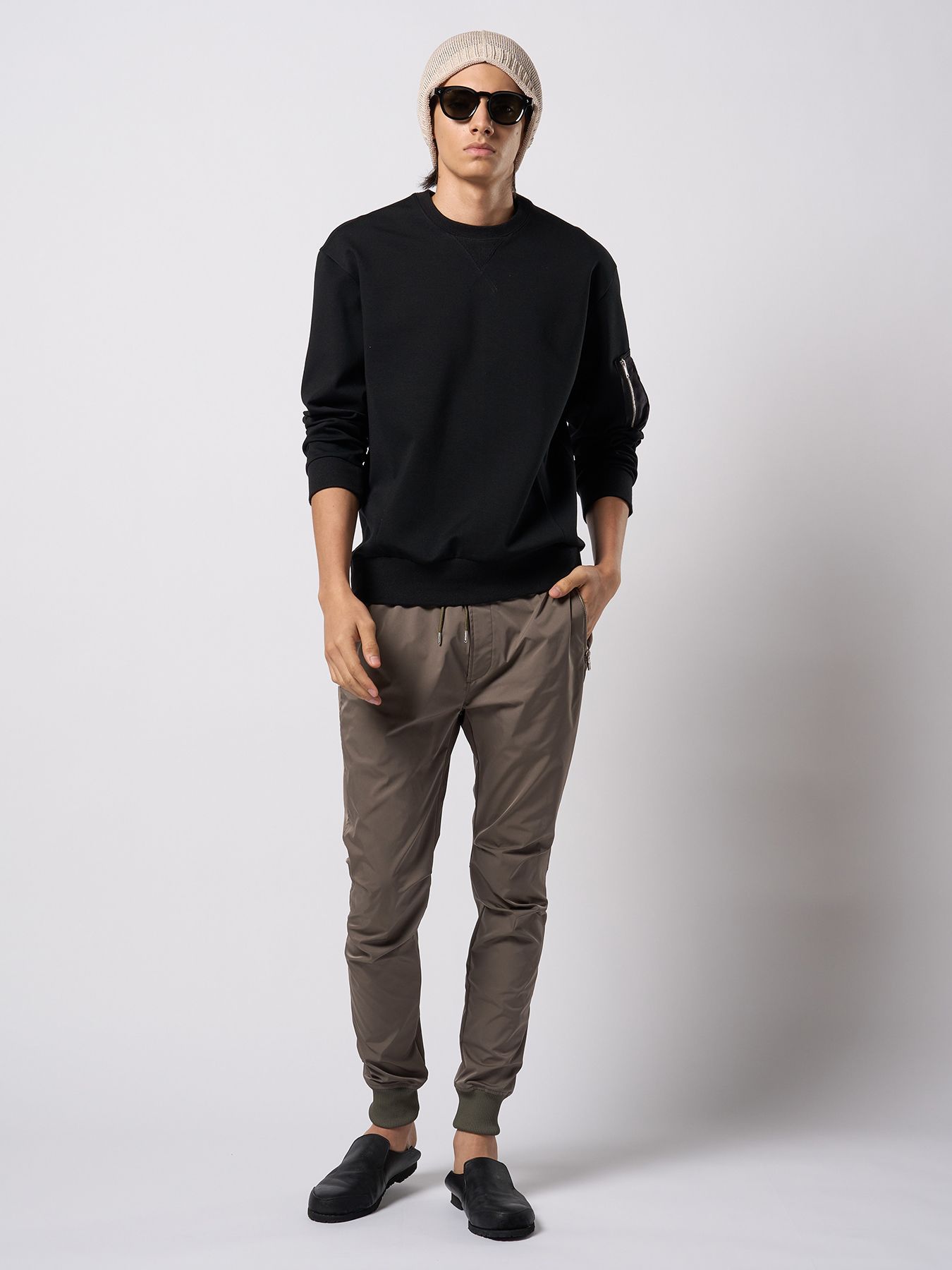 【予約品 9月23日(火) 締切】utility pocket sweatshirt / ユーティリティー ポケット スウェットシャツ / ブラック