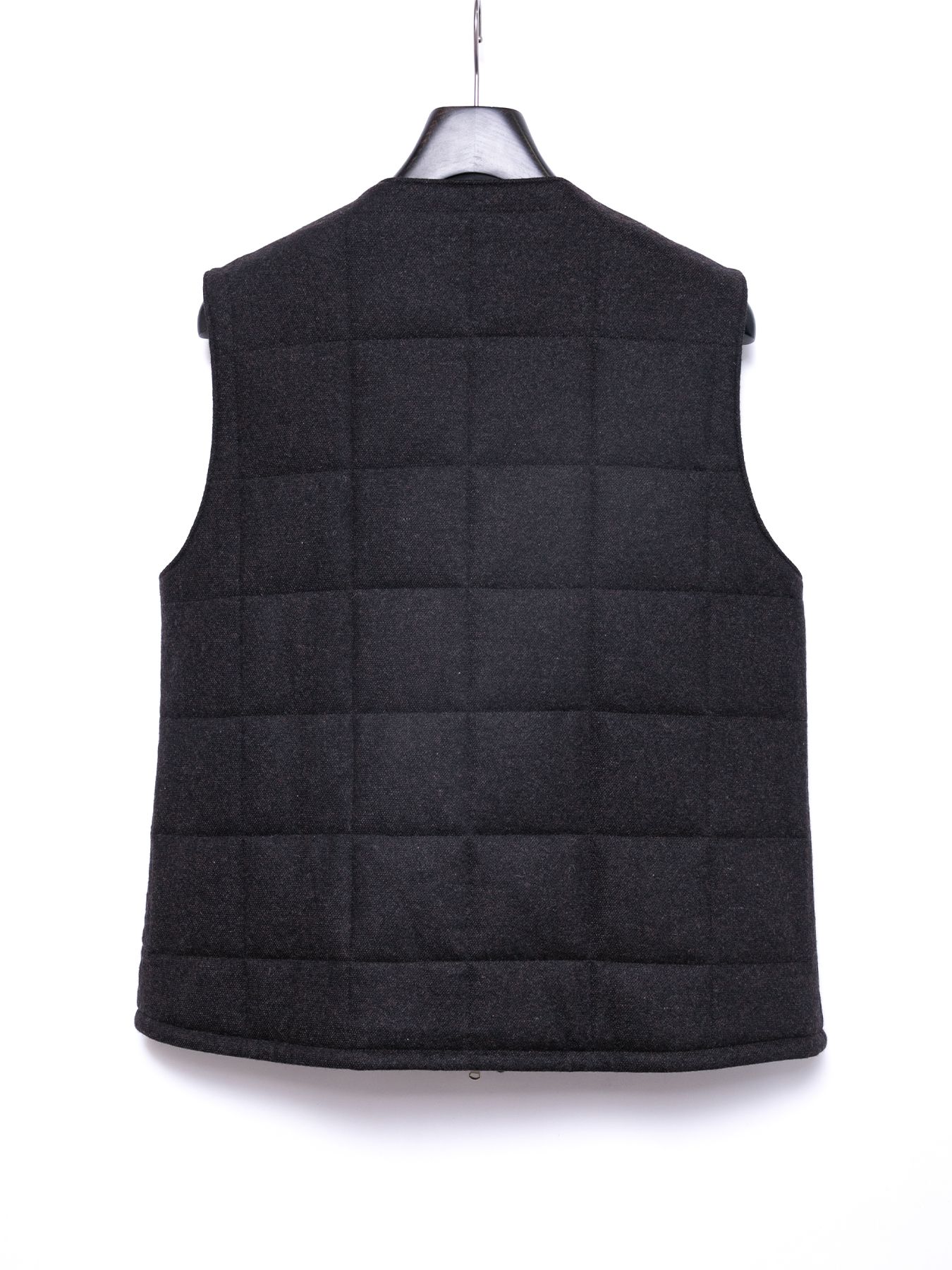 【予約品 4月6日(月) 締切】Stretch recycled wool cashmere blend Twill Quilted Track Vest / カシミア混 ストレッチ リサイクルウール ツイル 高機能中綿トラックベスト / ブラウン