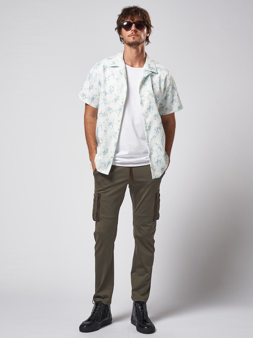 《予約品》 patterned s/s shirt / ハワイアンシャツ / ライトブルー