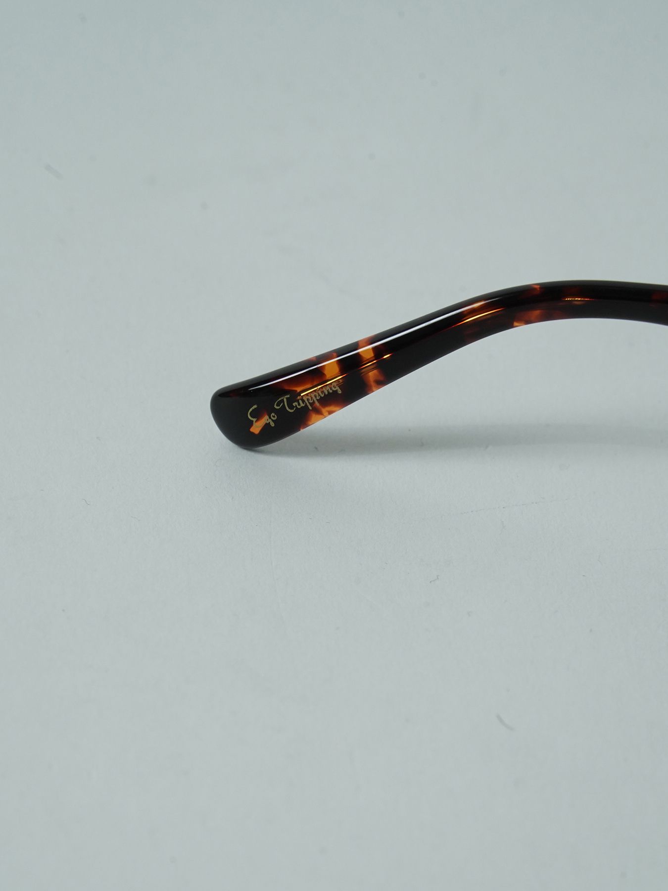 【予約品 5月6日(水) 締切】VITO color / UVカットカラーレンズ サングラス / べっ甲