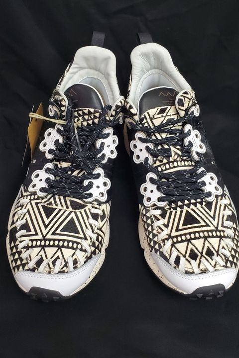 MUSTARD WALNUT FM02065 White スニーカー