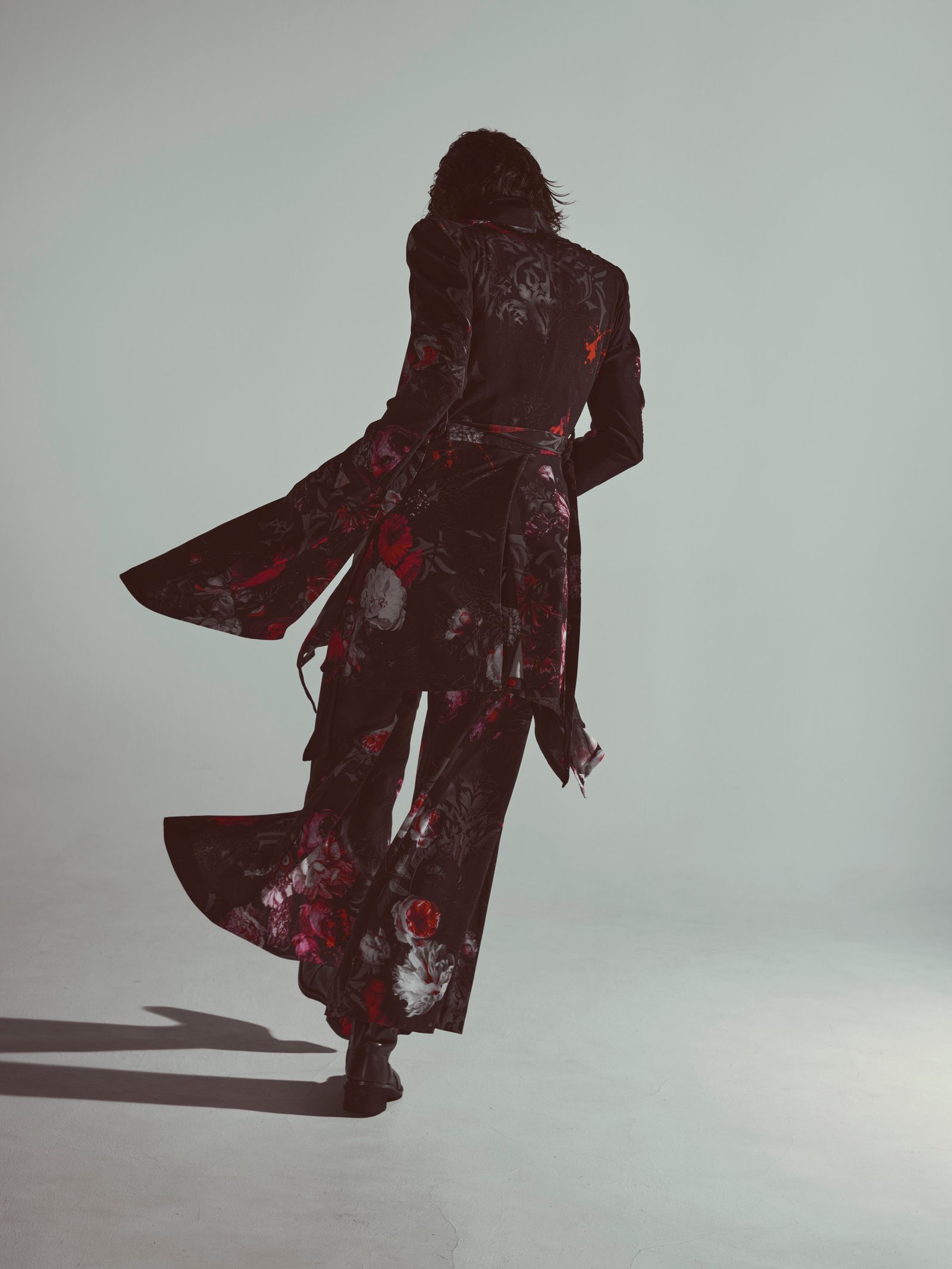 【予約品 6月29日(月) 締切】Goth Flora Suede Satin Flare Jacket / フレアジャケット / ブラック