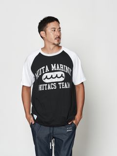 【予約品 10月9日(木) 締切】muta College Logo Raglan Sleeves Tee / ラグランTシャツ / ブラック×ホワイト【Acanthus × muta MARINE】