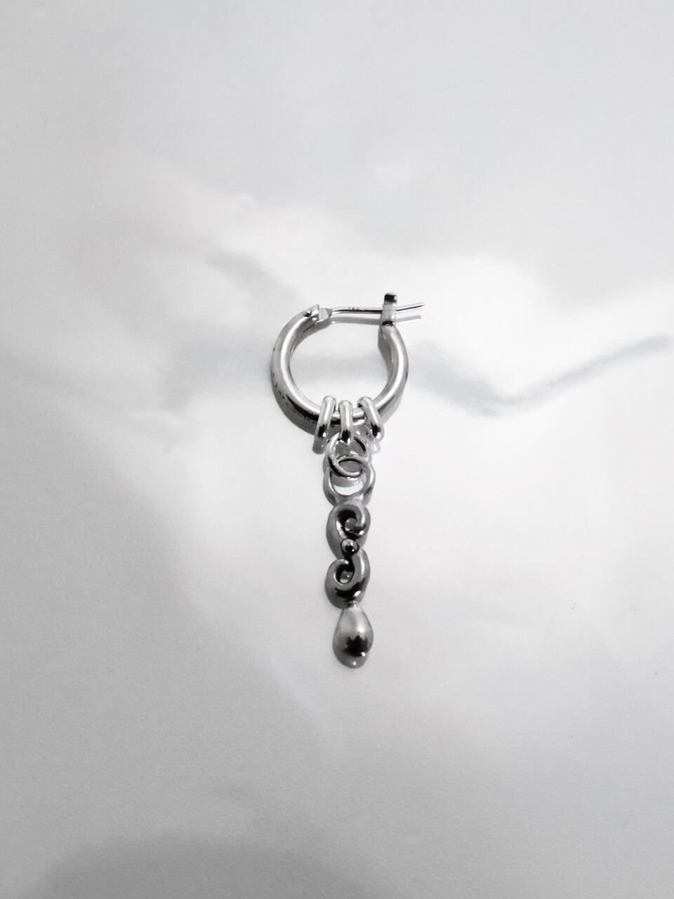 《受注生産》 THIN HOOP -raised by wolves- with OVAL and TEARDROP / レイズド・バイ・ウルヴス シンフープ ウィズ オーバル&ティアドロップ / 注文から2～3週間後入荷予定