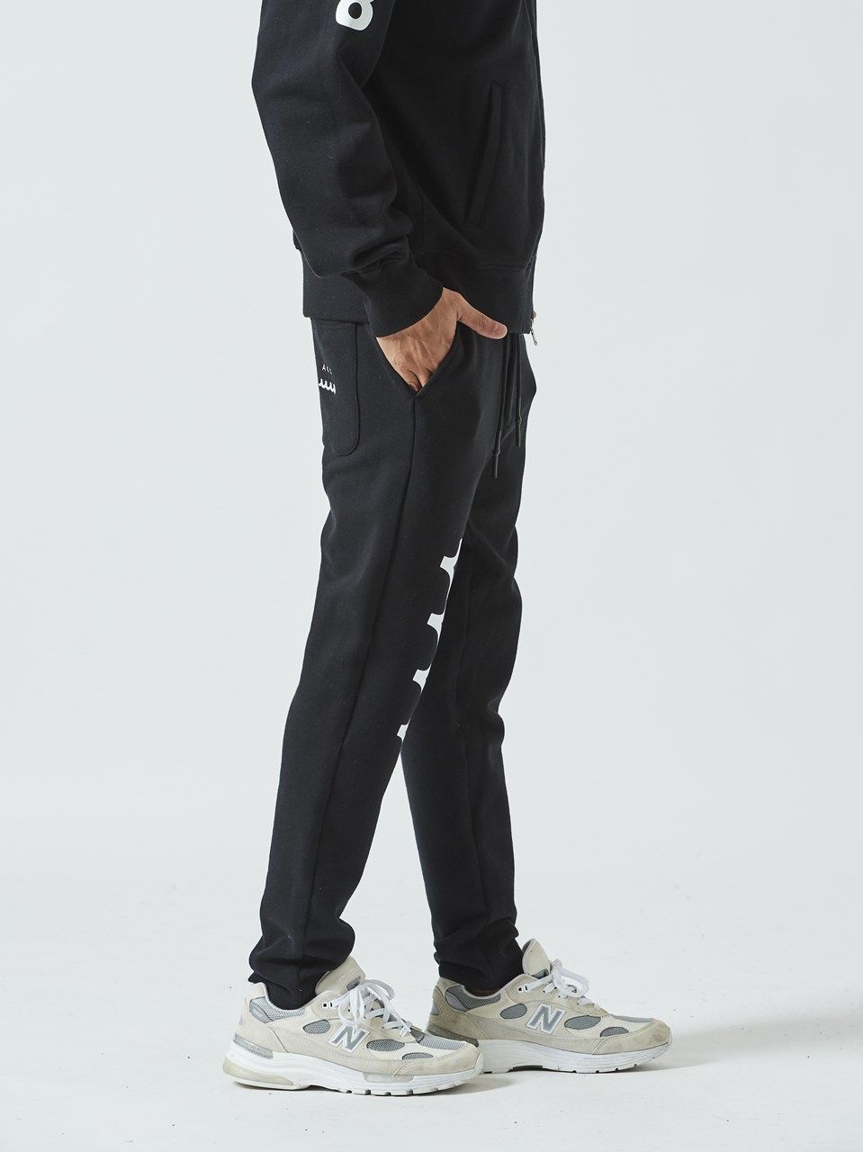 (予約品) muta Narrow Sweatpant / スウェットパンツ/ ブラック 【Acanthus×muta】 10月上旬頃入荷予定