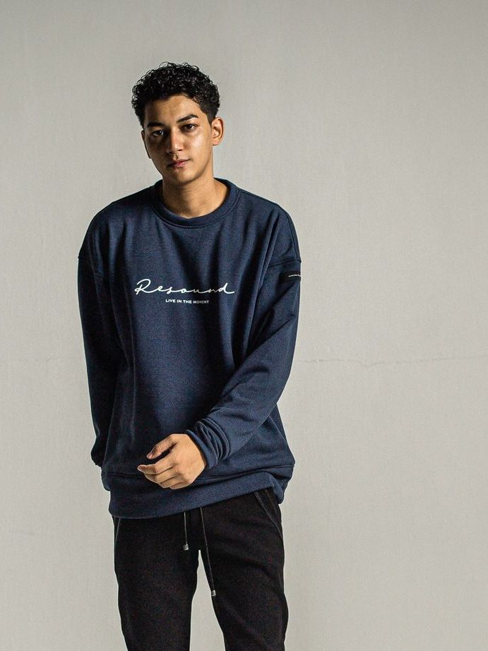 《予約9月1日18時締め》 handwriting rogo  velours fleece drop trainer  / ルーズトレーナー / ネイビー