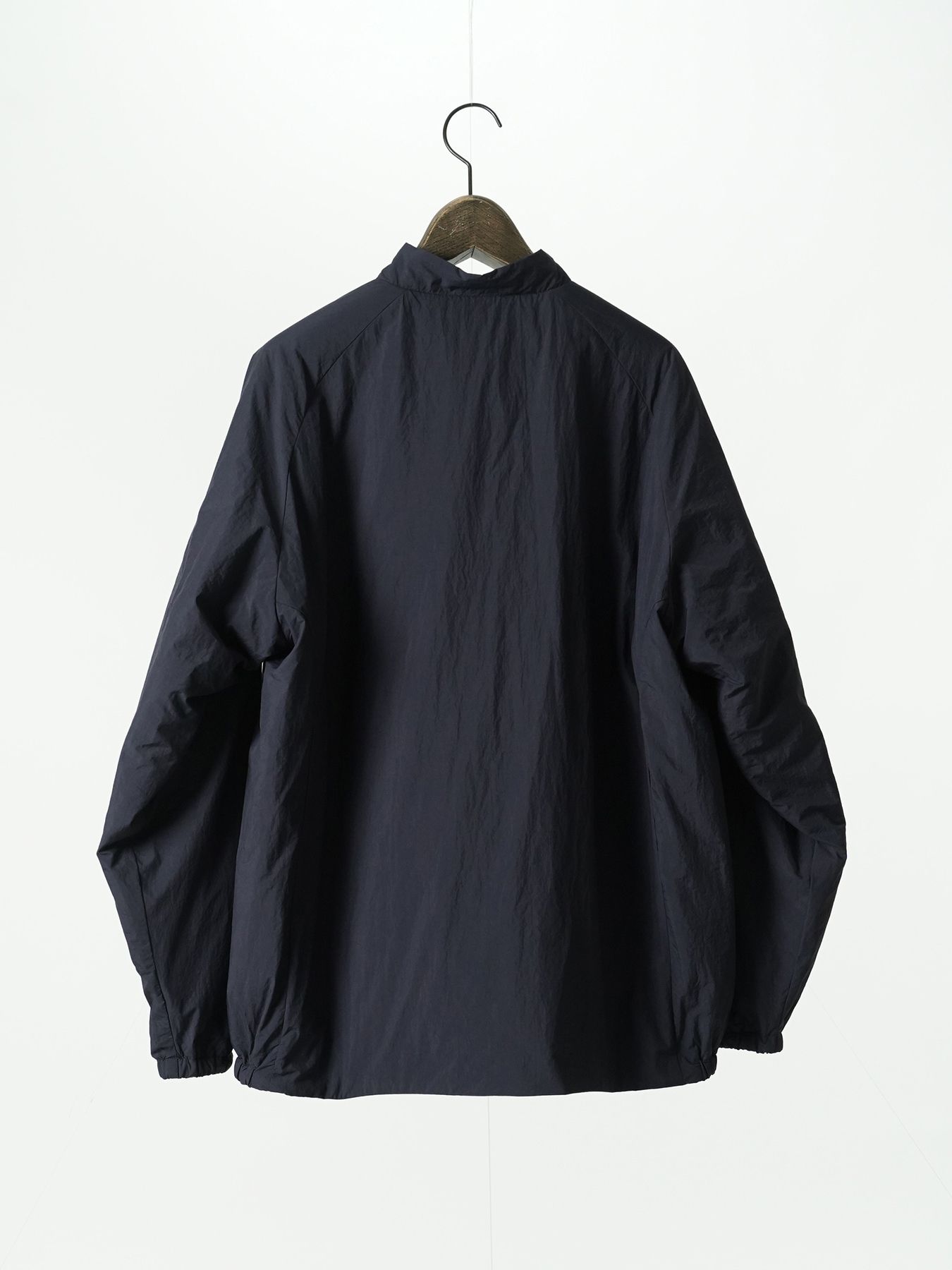 【予約品 5月27日(水) 締切】VEIL-BLOUSON / スタンドブルゾン / ネイビー