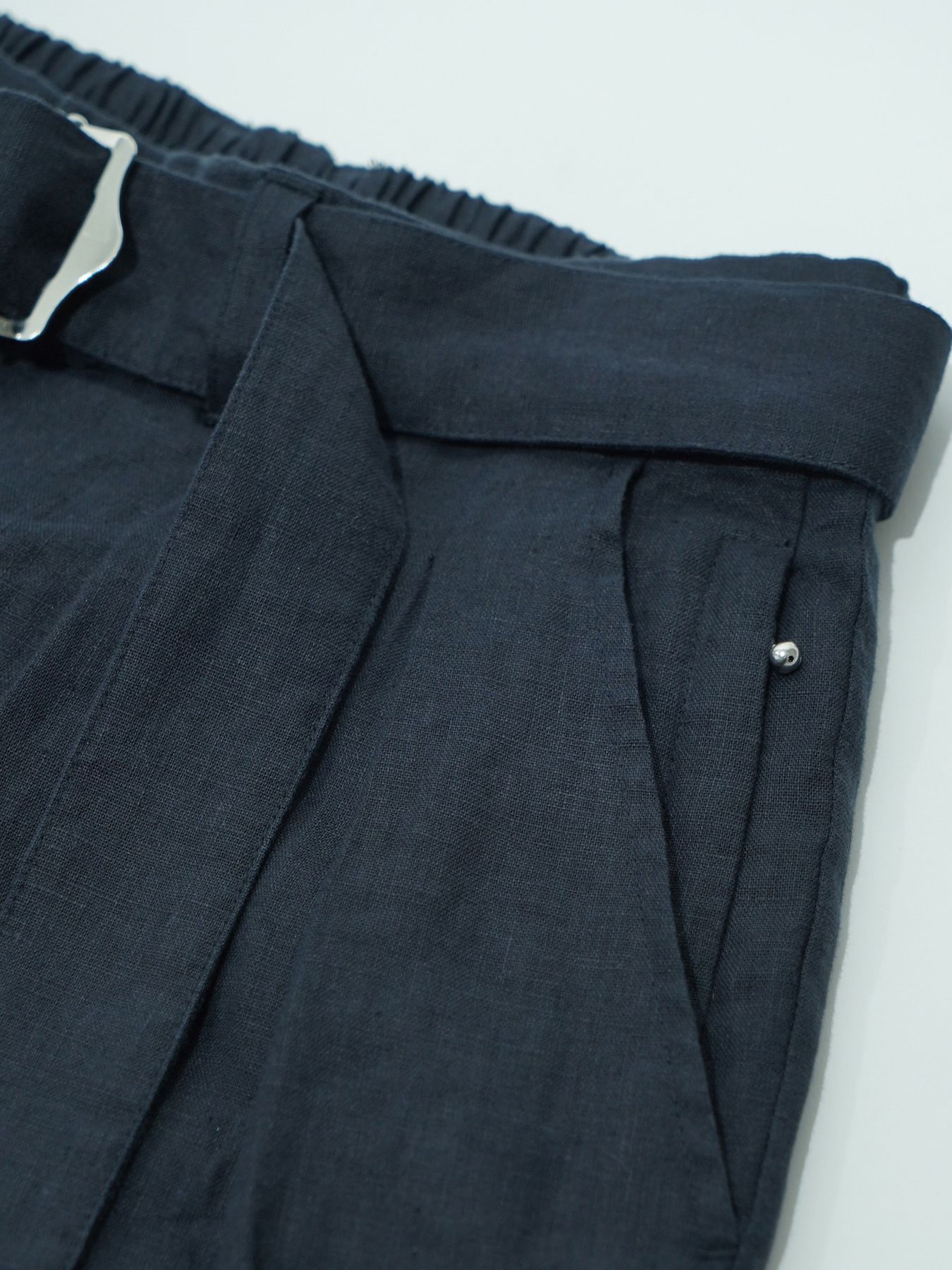 【予約品 2月1日(日) 締切】LINEN OVERSHORTS / オーバーサイズシルエット ショーツ / ネイビー