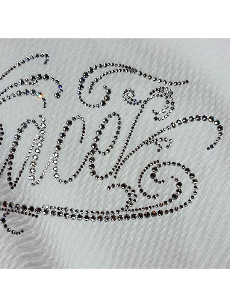 参考画像：スワロフスキークリスタルを使用したPeace