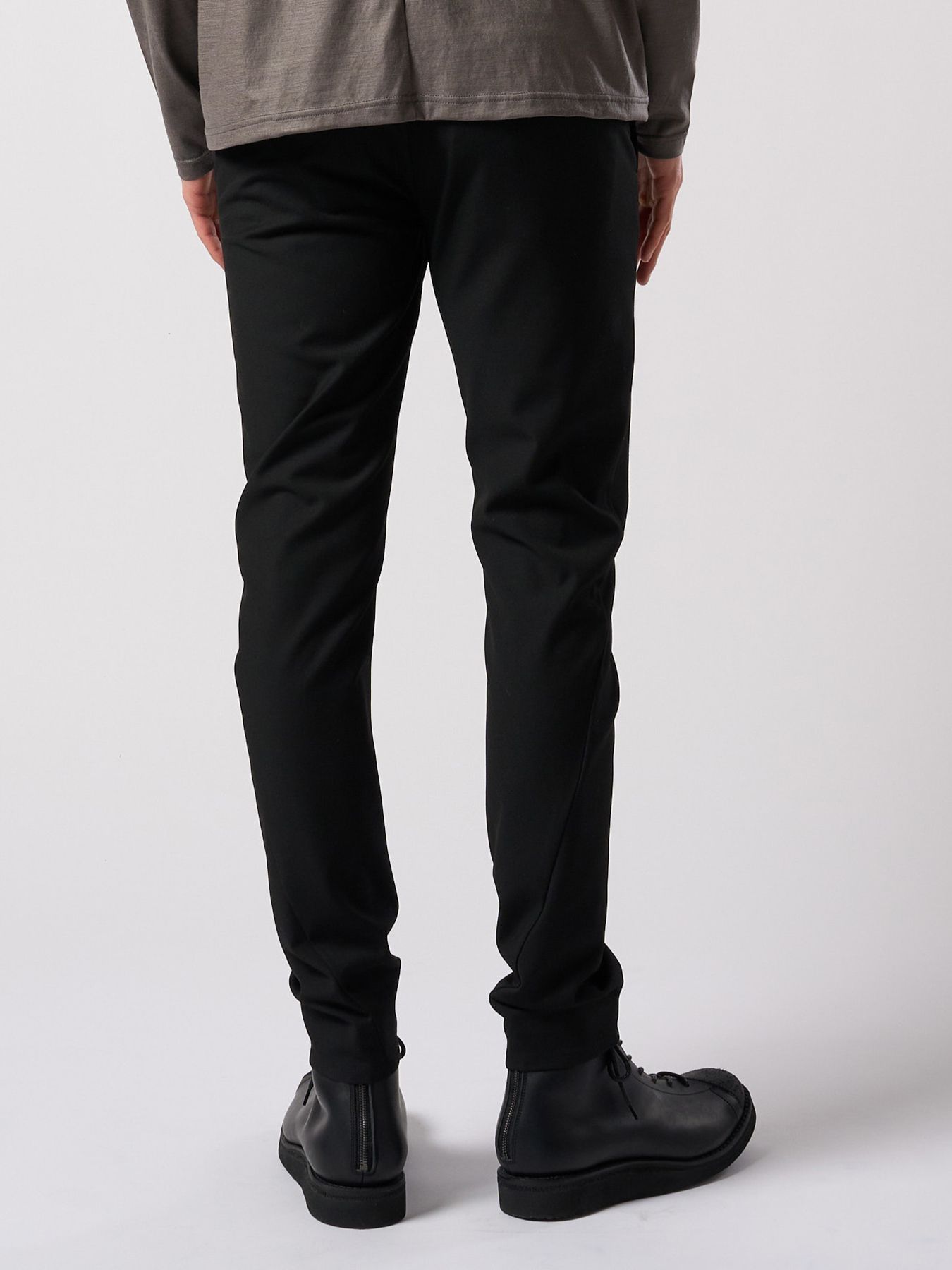 【予約品 4月19日(日) 18時締切】3D banana slim pants / 3Dバナナ スリムパンツ / ブラック