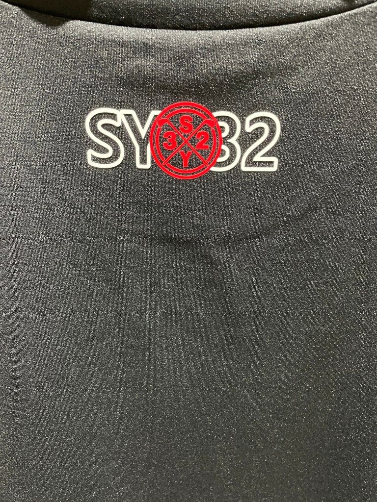 DOT PRINT EMB MOCK NECK / ブラック 【SY32 by SWEET YEARS GOLF】