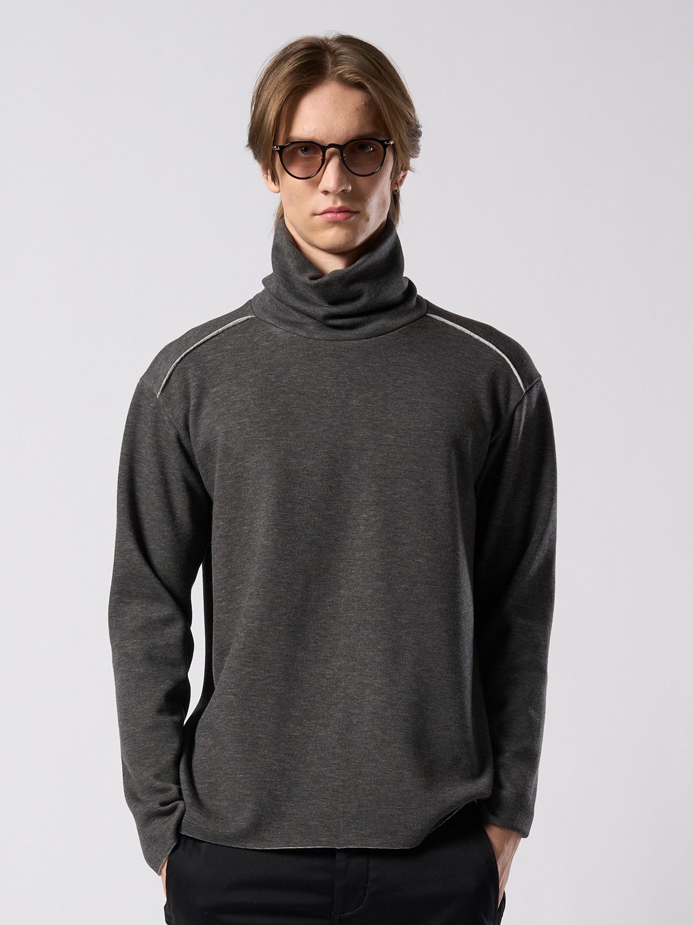 【予約品 4月19日(日) 18時締切】back boa cut-off highneck / バックボア カットオフ ハイネック/ チャコール