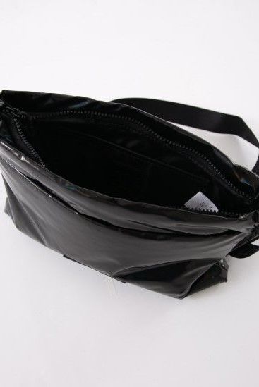 PADDING NYLON BAG ショルダーバッグ / BLACK 【BOY LONDON】
