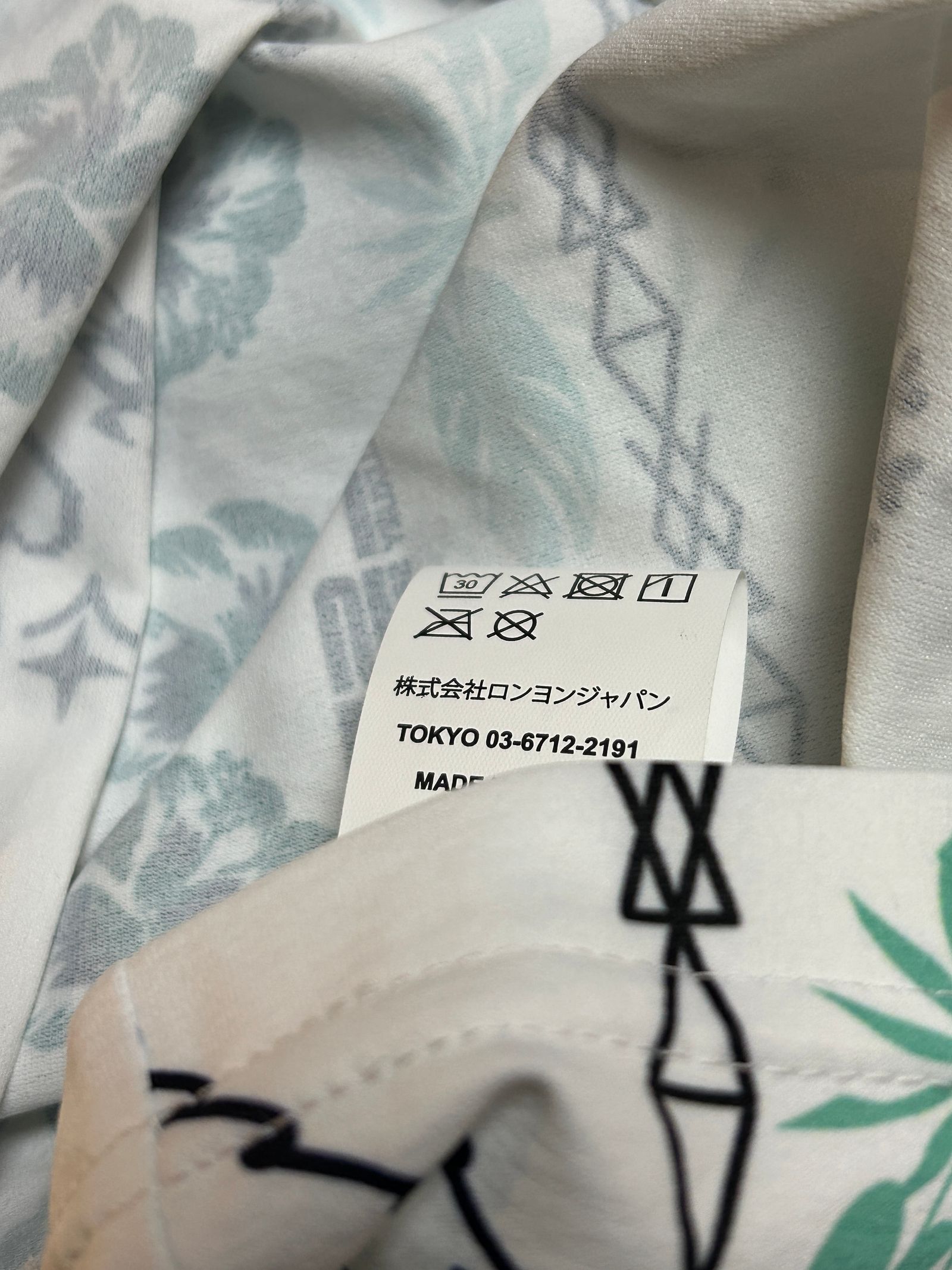 BANDANNA GRAPHIC TEE  ホワイト【SY32 by SWEET YEARS 】