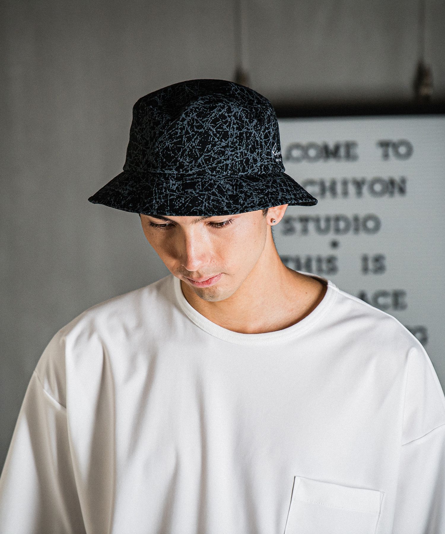 ネット限定販売 RESOUNDCLOTHING バケットハット RC28-CAP-003 - 帽子