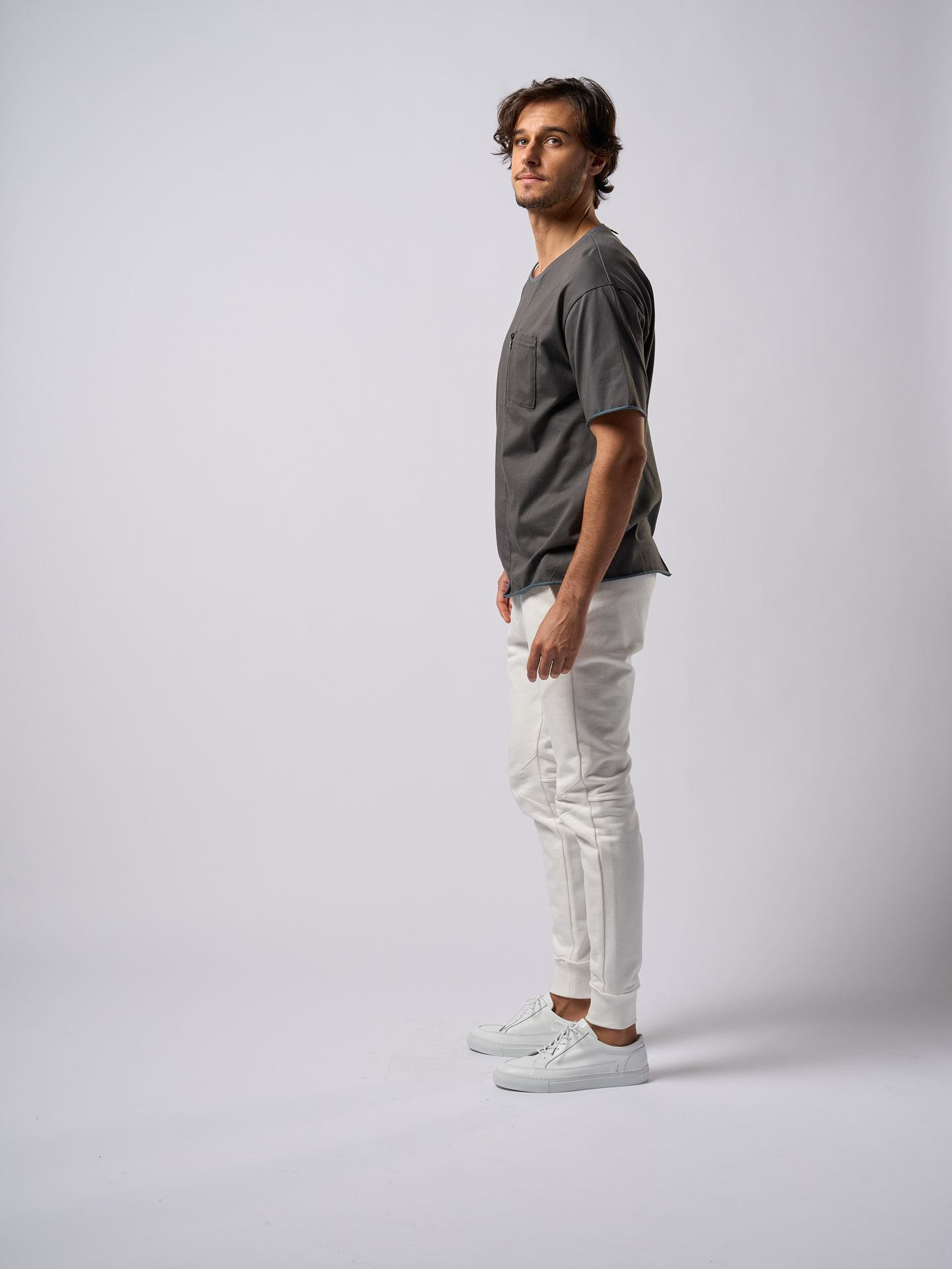 【予約品9月19日 10時締め】 cool touch zip-pocket S/S / Tシャツ / グレー