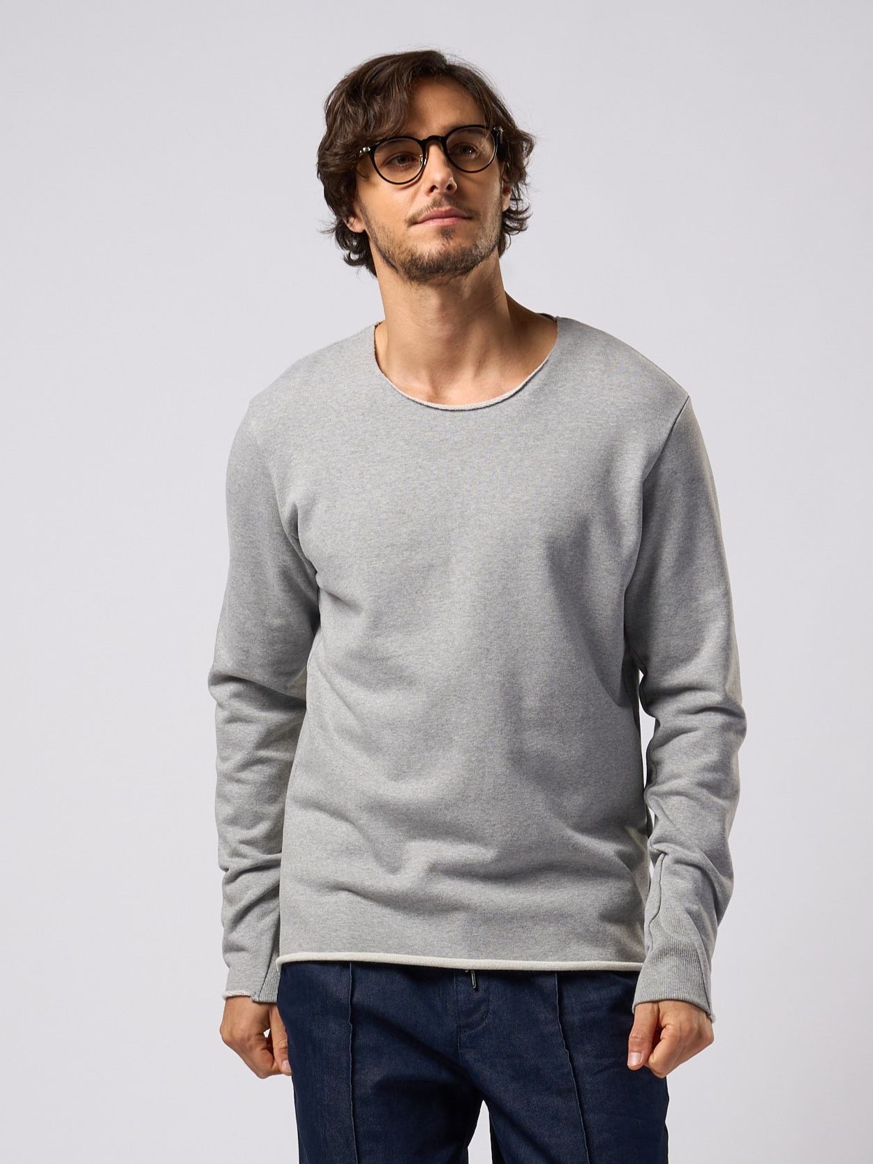 【予約品9月19日 10時締め】 cut-off sweatshirt  / Tシャツ / グレー