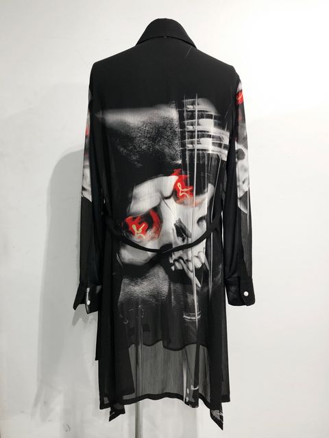 コラボ VAMPIRE FlareShirtプリントフレアロングシャツ ブラック【kiryuyrik featuring TAKAMIZAWATOSHIHIKO】