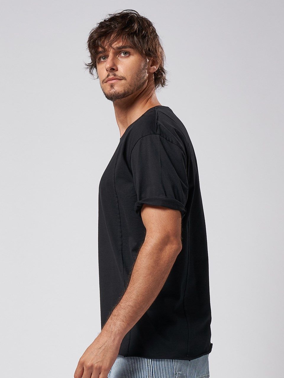 《予約品》 roll-up sleeve cut&sewn / Tシャツ / ブラック