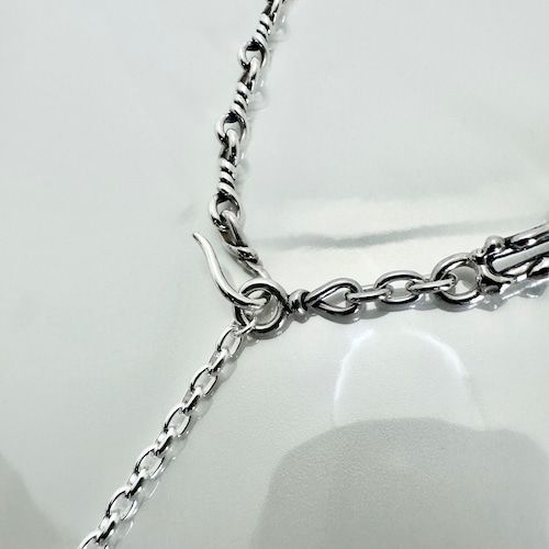 《受注生産》OPEN CROSS & TWIST CHAIN NECKLACE with PADLOCK pink silver / オープンクロス＆ツイストチェーンネックレス ウィズピンクシルバーパドロック 【GOD SIZE】 注文から3～5週間後