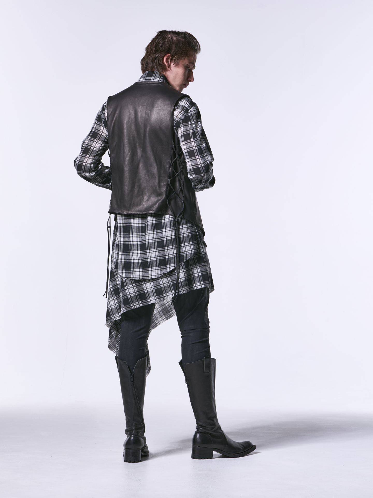 《予約品》 LaceUpConchVest / レザーベスト / ブラック