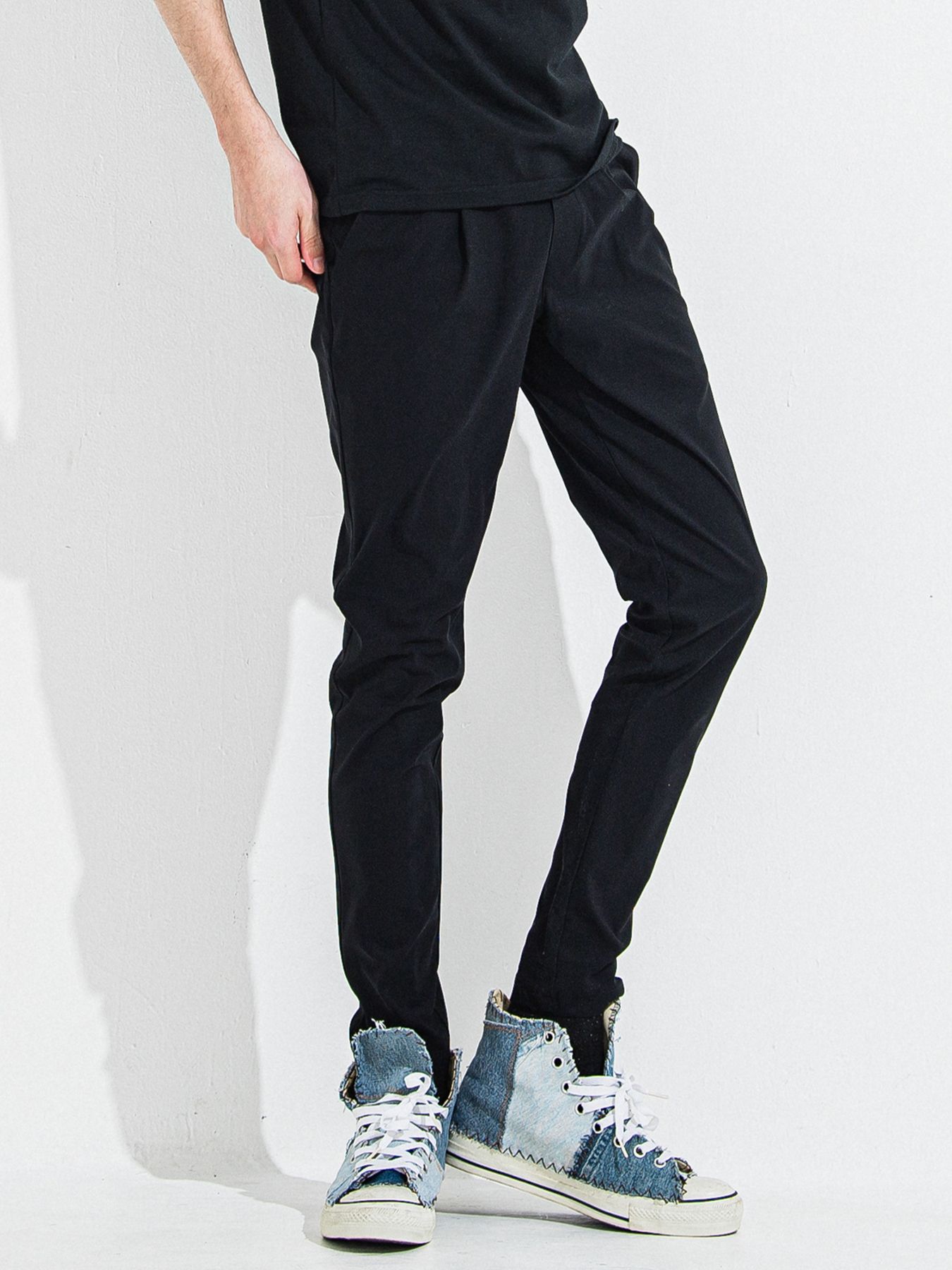 【予約品 】CHRIS EASY TUCK PANTS / クリスイージータックパンツ / ブラック