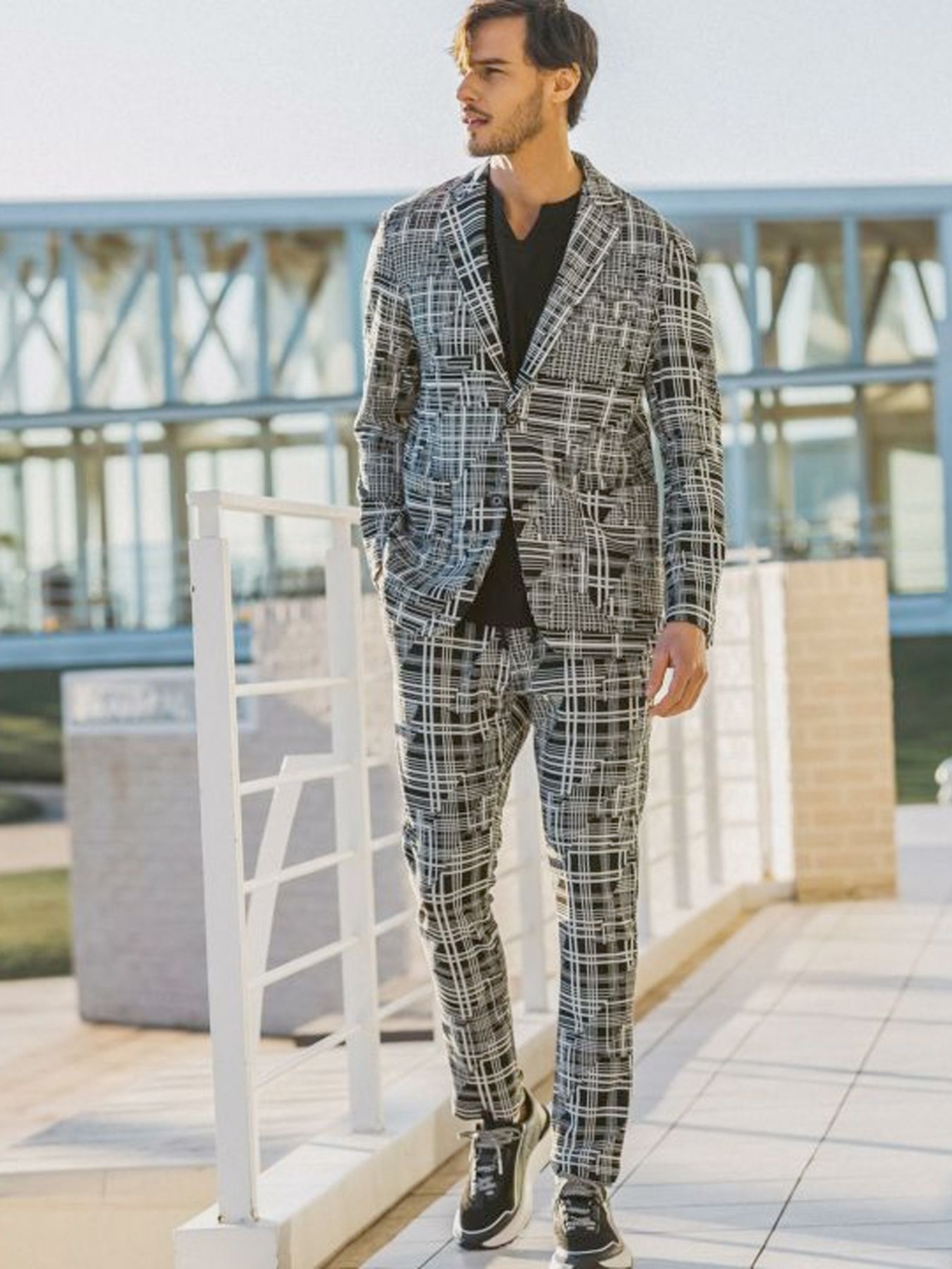 ジオメトリックスラックス / ブラック