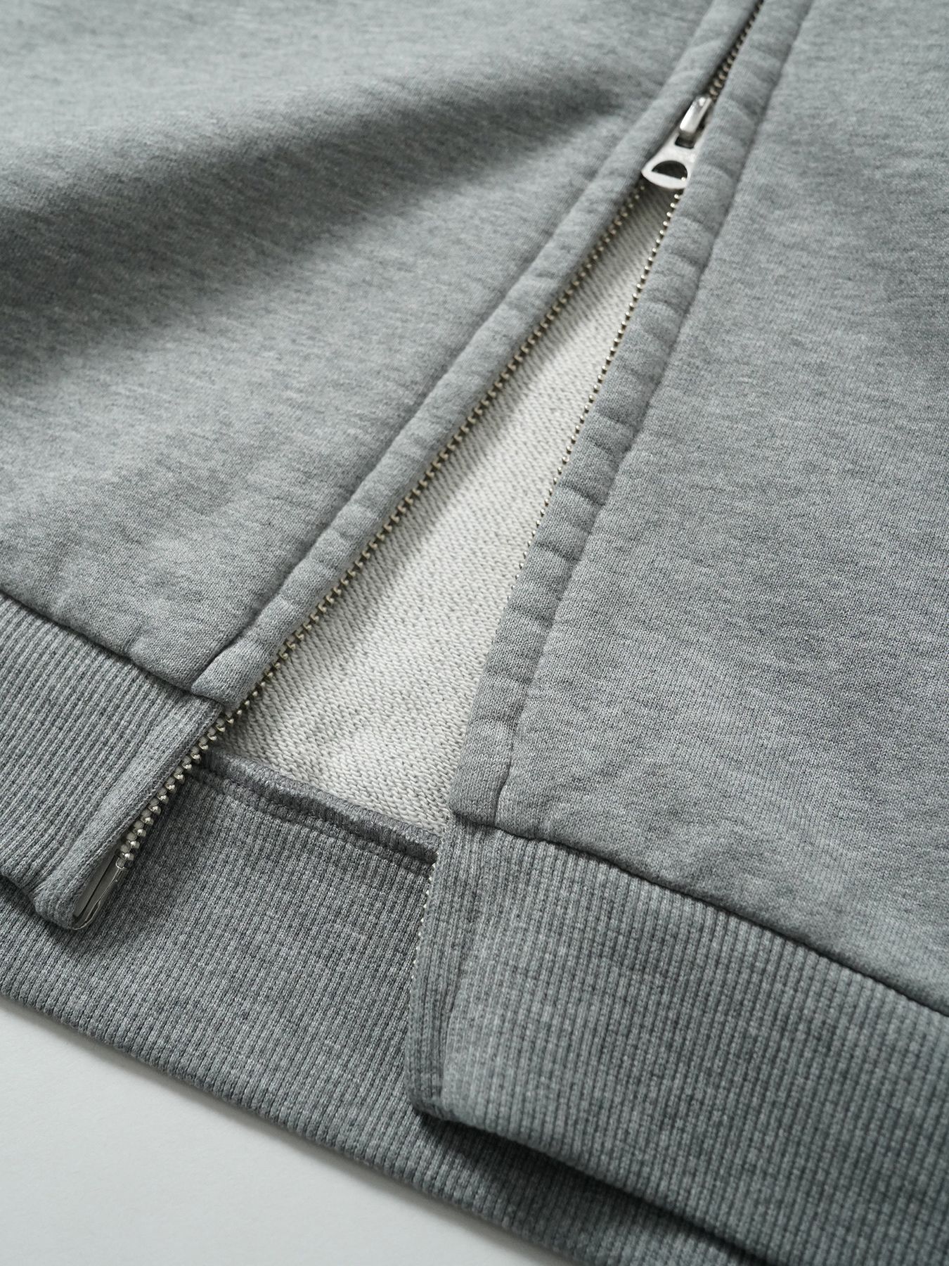 【予約品 5月6日(水) 締切】MOLD-SWEATPARKA / スウェットジップパーカー / 杢グレー