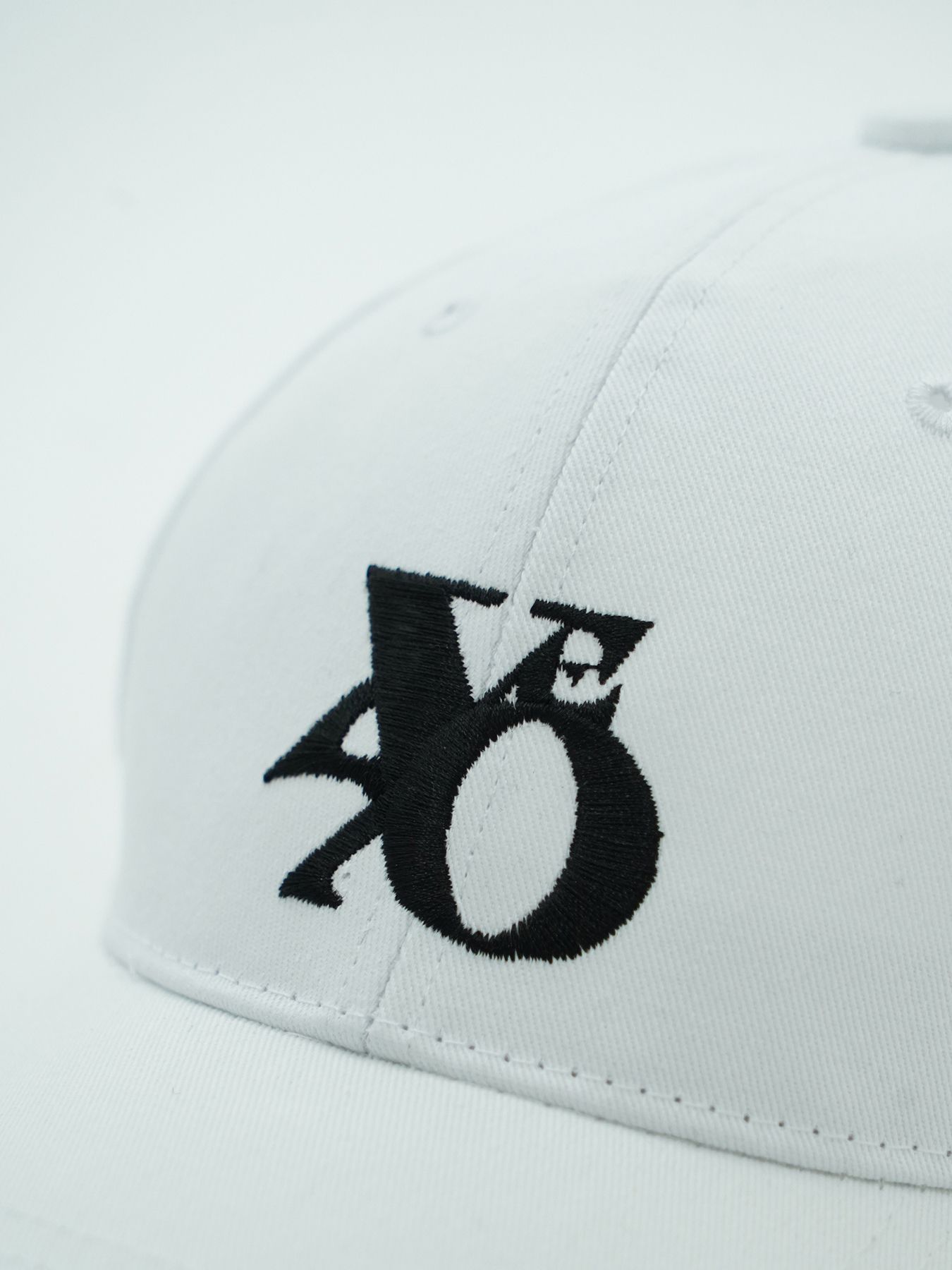 【予約品 10月26日(日) 締切】ARTLOGOCAP / ロゴキャップ / WHITE