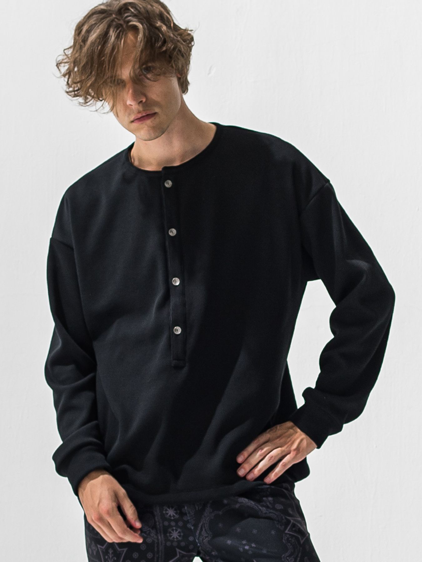 【予約品 9月6日(日) 締切】OVER HENRY VELOURS FLEECE THERMAL / 裏起毛 ハニカムサーマル オーバーサイズヘンリーネック / ブラック