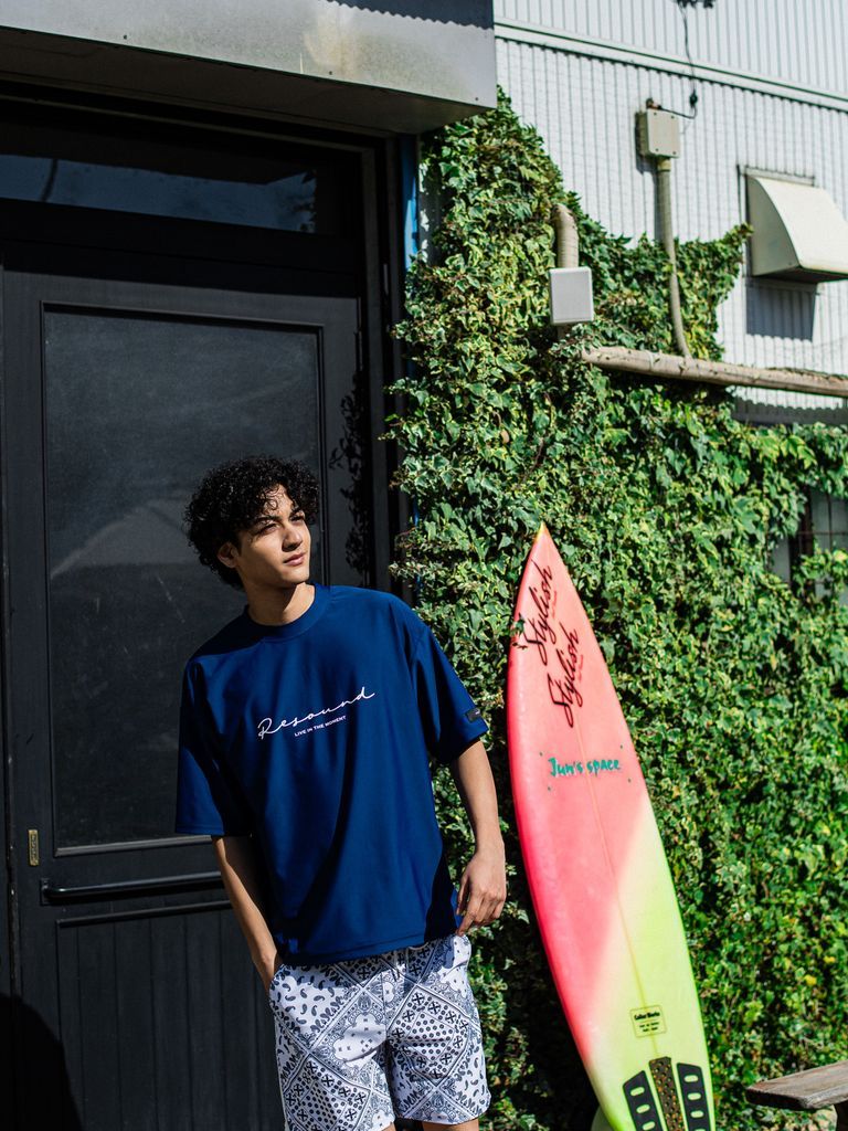 《予約品3月3日18：00締め》 handwriting RUSH OVER T / ラッシュガードTシャツ / ネイビー