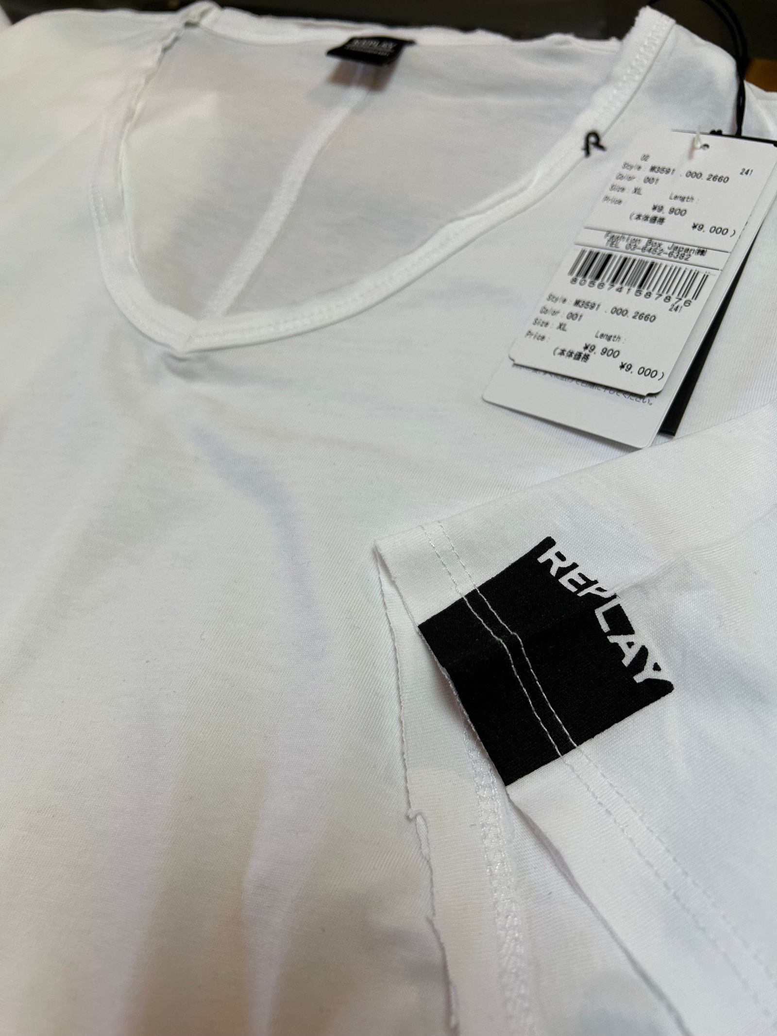 ベーシックジャージーVネックTEE / ホワイト