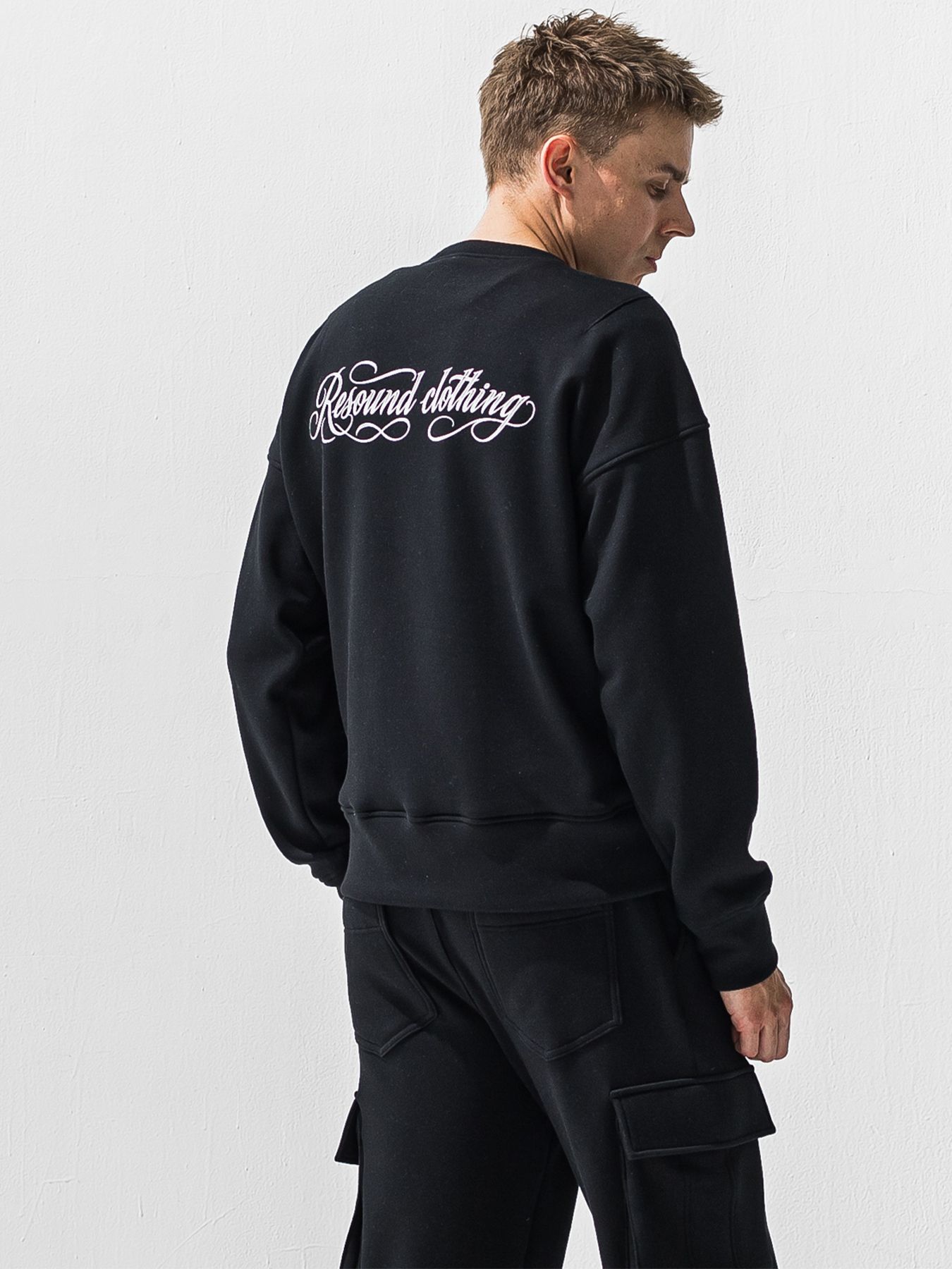 【予約品 9月6日(日) 締切】PIN ST RC VELOURS FLEECE DROP TRAINER / ピンストライプロゴ 裏起毛 ルーズトレーナー / ブラック