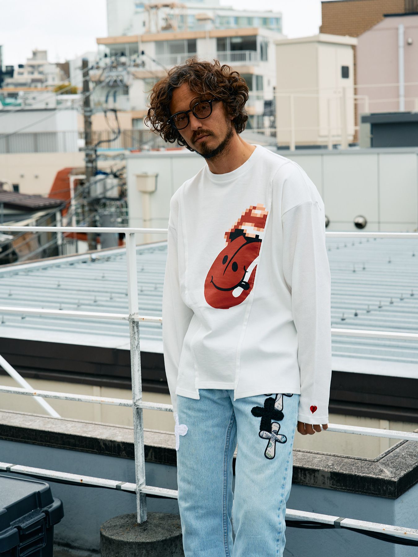 【予約品 5月8日(木) AM10時 締切】 3MIXレイヤードカットオフ モザイクプリント LS ワイドシルエットTシャツ / ホワイト