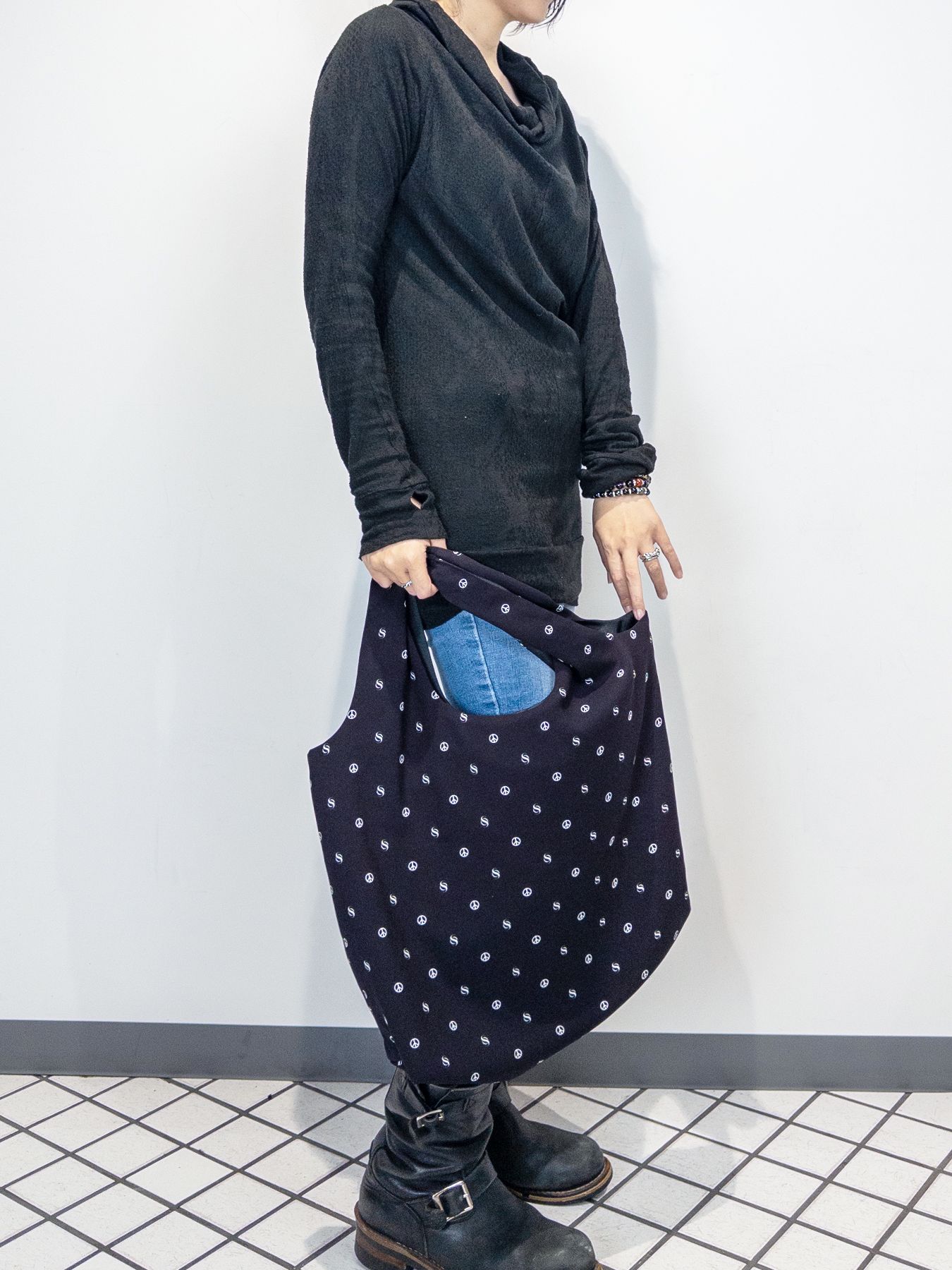 【予約品 4月26日(日) 締切】Peace Dot Shoulder Tote Bag / ピースドット ショルダートートバッグ / ブラック