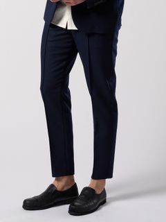【予約品 4月19日(日) 18時締切】comfort pin-tuck slim slacks / コンフォート ピンタック スリムスラックス / ネイビー