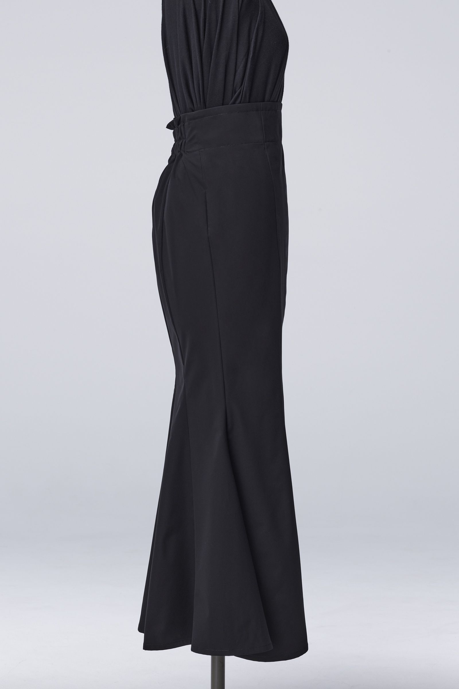 Recycled PEs Mermaid Skirt / ブラック 【THE ONENESS】 12月入荷予定
