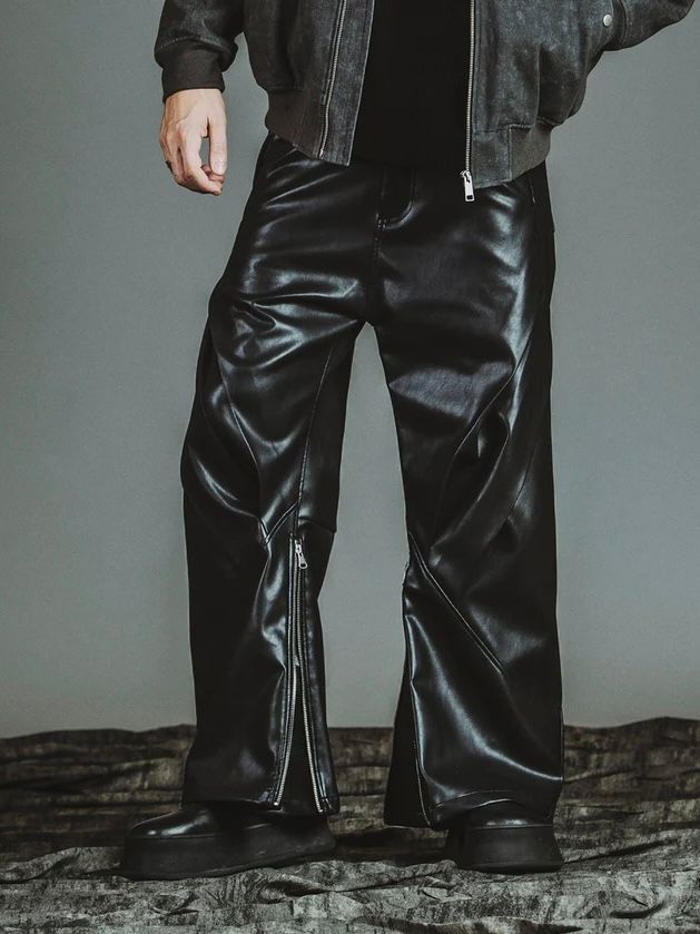 シンセティックレザーZIPフレアパンツ / ブラック【NOID.】